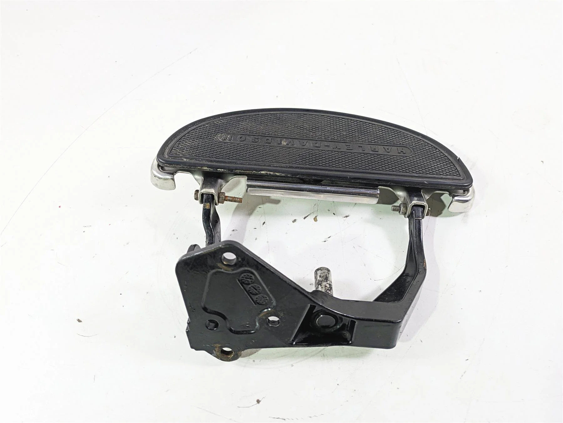 00-09 Harley Davidson Softail Right Front Floorboard 50600026 - Image 4