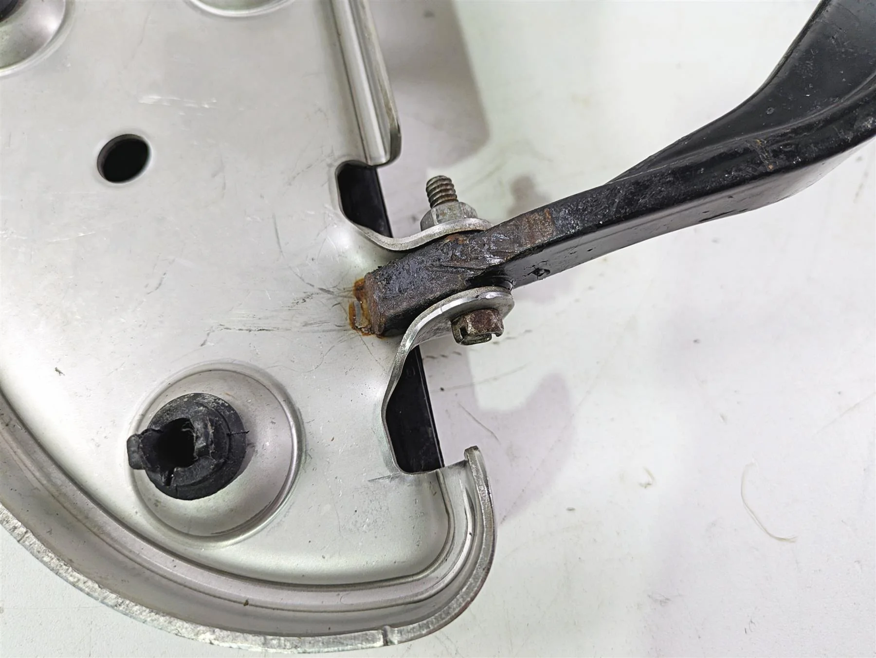 00-09 Harley Davidson Softail Right Front Floorboard 50600026 - Image 9