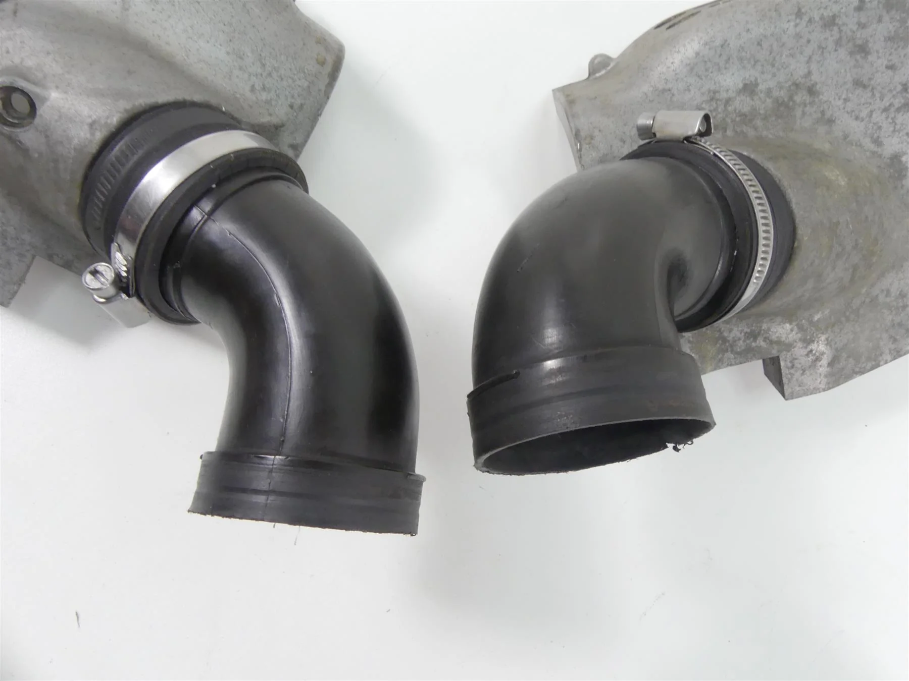 1978 BMW R100 S (2474) Air Box Cover Housing Tubes Intake Set 1253719 1253722 - Image 11