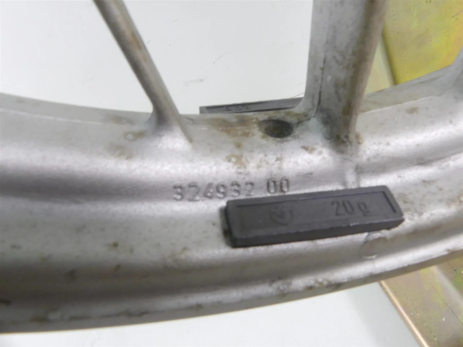 1978 BMW R100 S (2474) Front Straight Wheel Rim Cast 19x2.15 36311238959 - Image 3