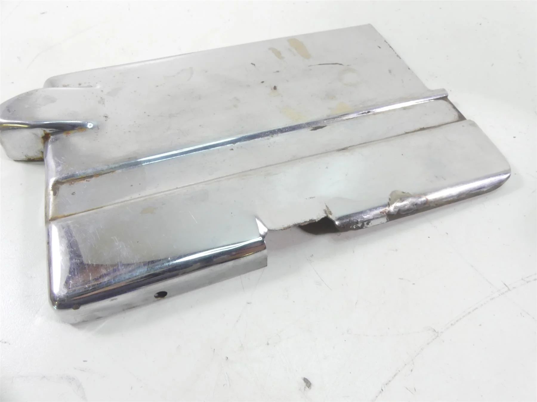 1978 Harley XLH1000 Sportster Ironhead Battery Holder Bracket Cover 66379-67 - Image 3