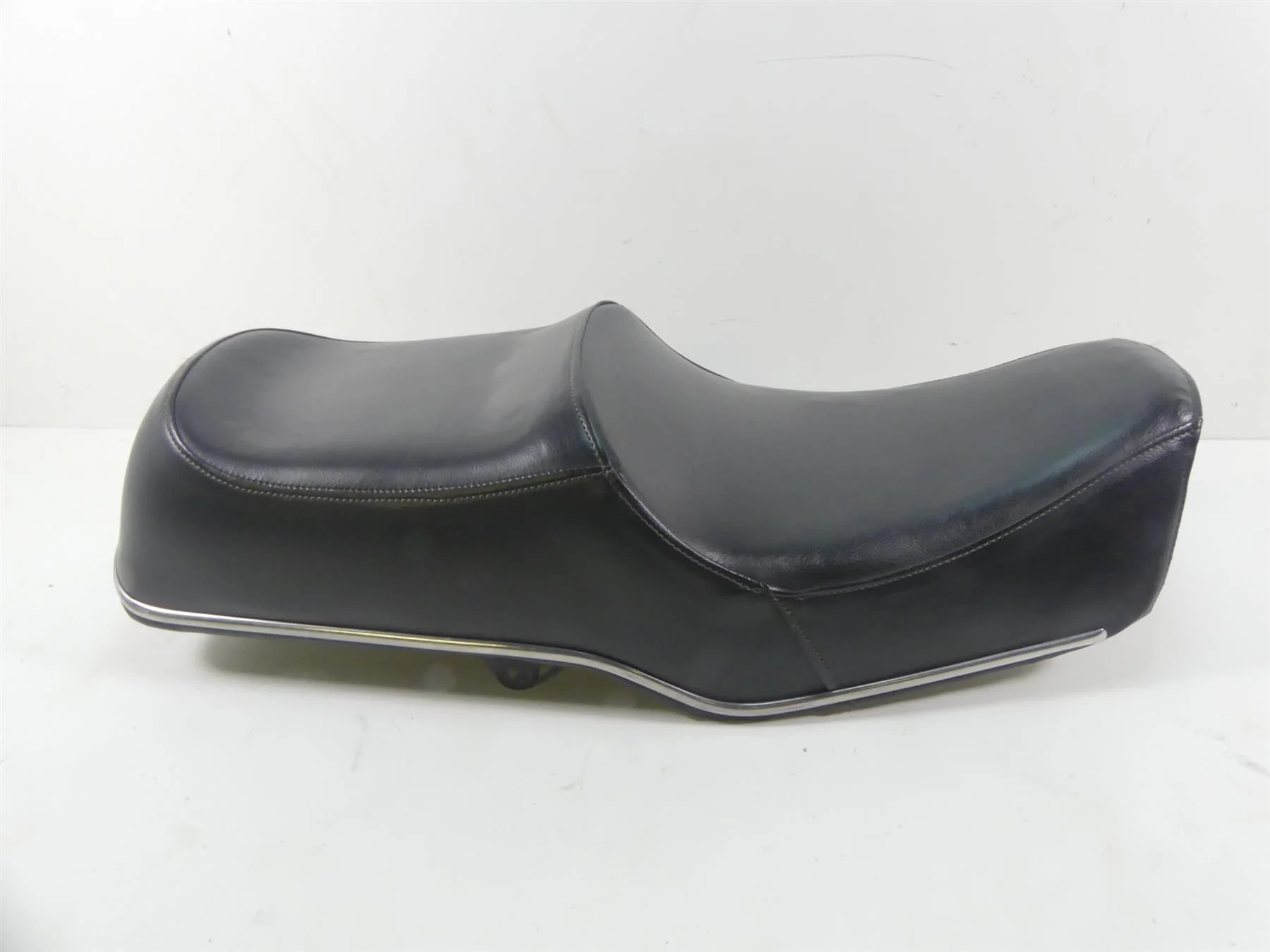 1980 Honda CB750C Custom Duo Rider Passenger Saddle Seat 77200-425-730 - Image 2