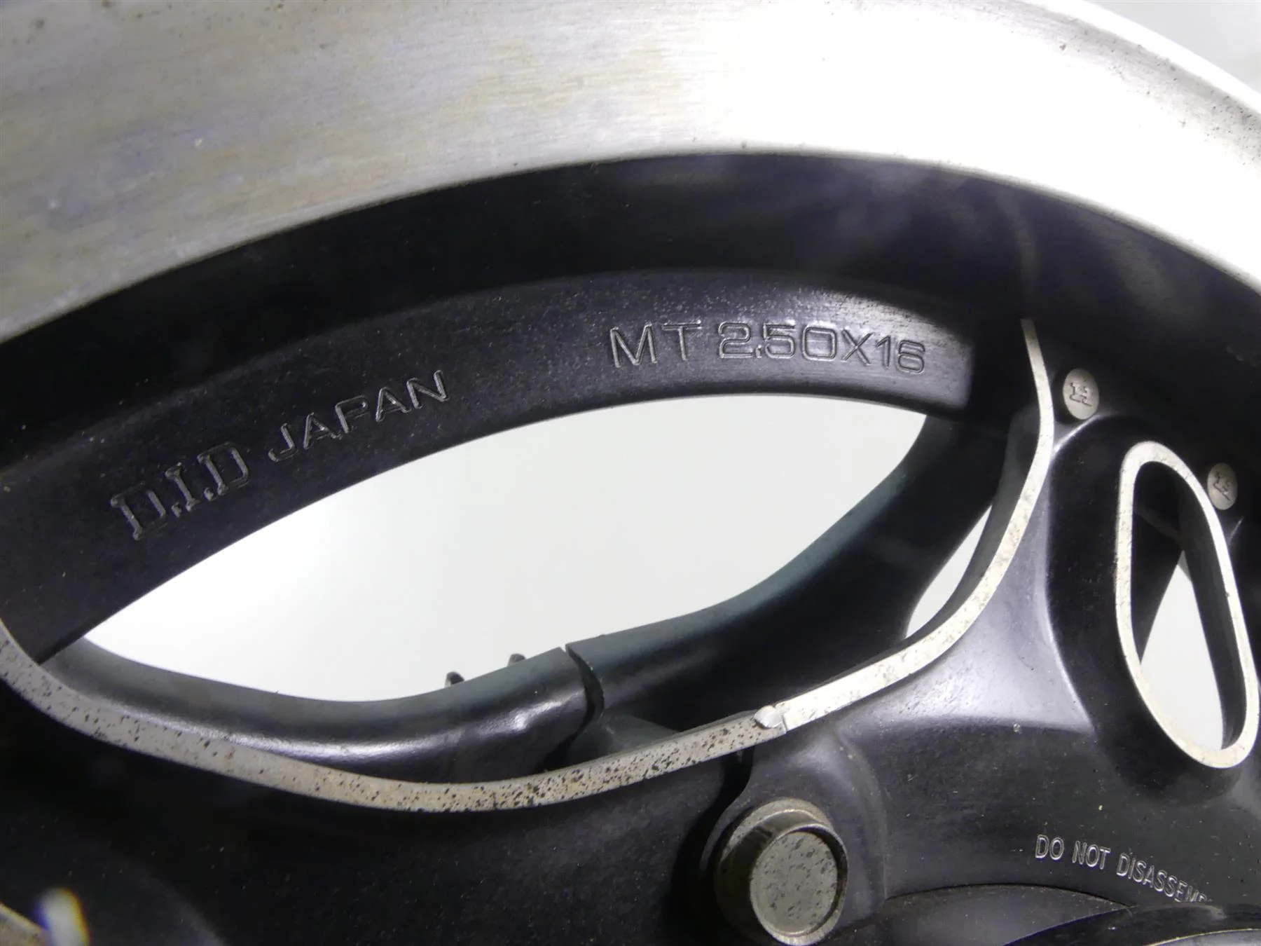 1980 Honda CB750C Custom Rear Straight 18x2.5 Wheel Rim 42650-460-670 - Image 10