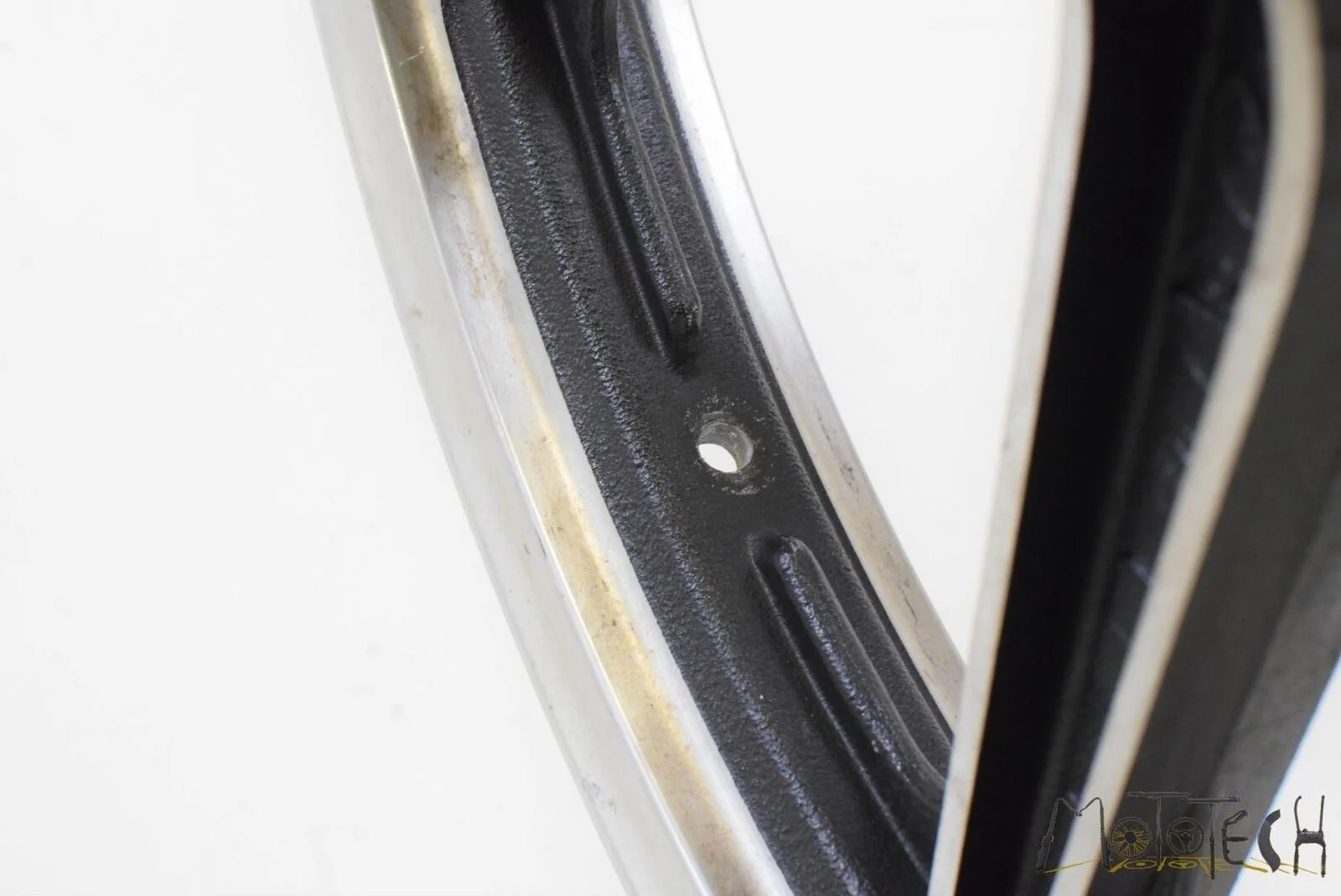1980 Yamaha XS1100SG XS1100 SG Front 19x1.85 Wheel Rim STRAIGHT 5MT-25398-00-00 - Image 4