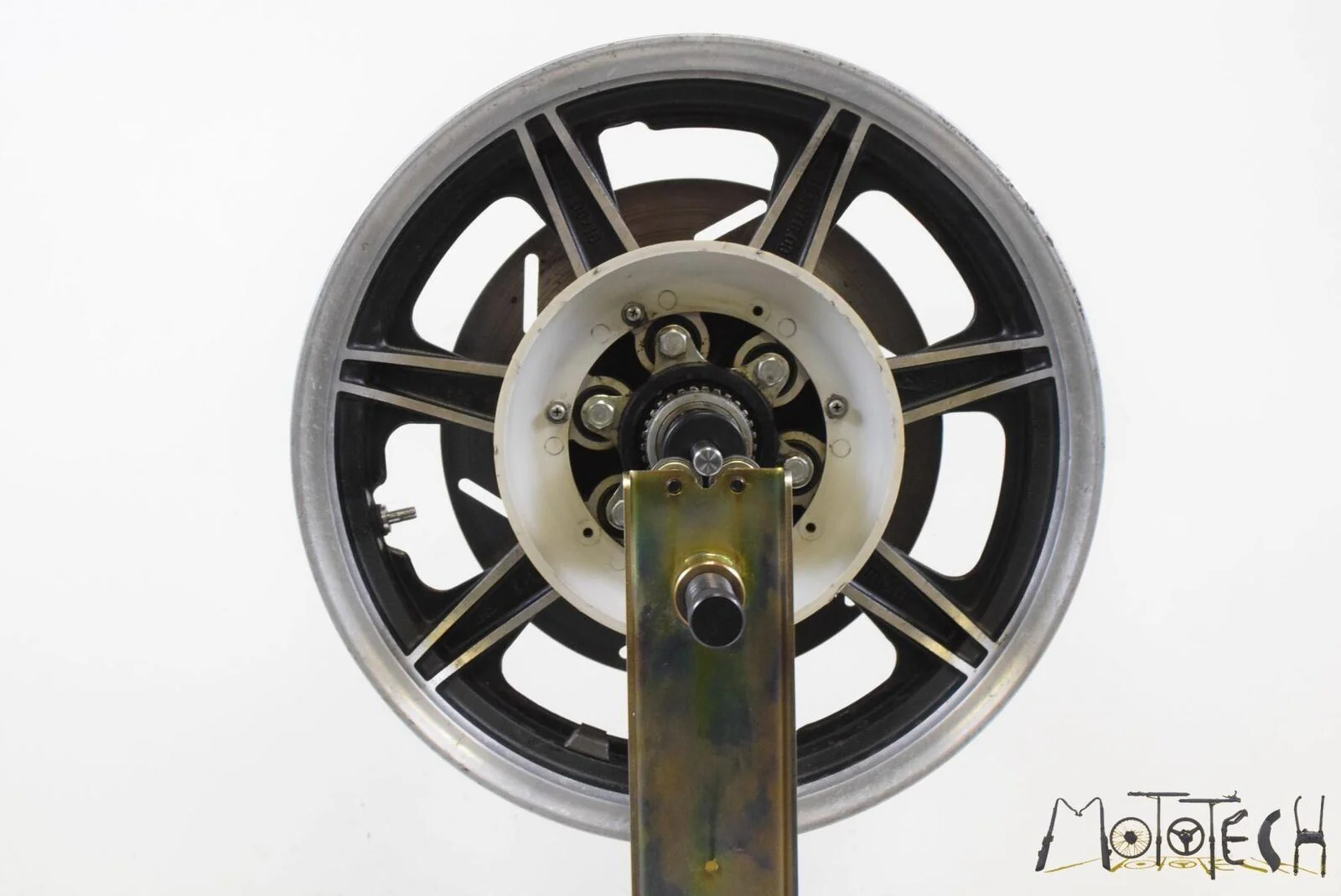 1980 Yamaha XS1100SG XS1100 SG Rear 16x3 Wheel Rim STRAIGHT 3H3-W2533-01-00