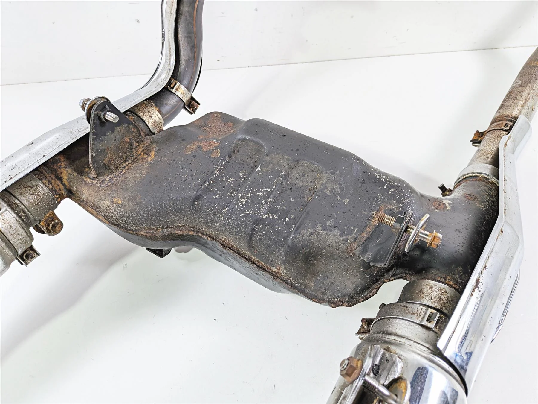 1989 Kawasaki VN750 Vulcan Left Right Exhaust Muffler & Header Set 18002-1701 - Image 7