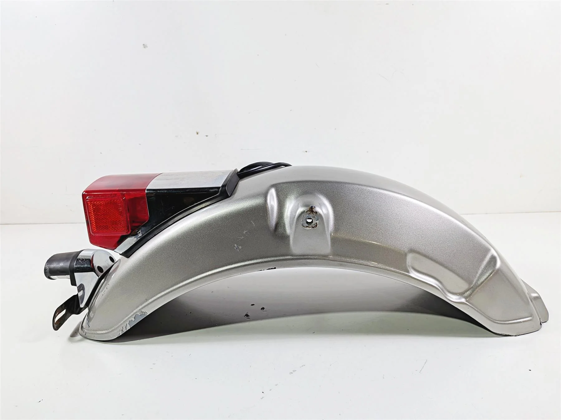 1989 Kawasaki VN750 Vulcan Rear Fender & Taillight 35023-1123 23025-1116 - Image 2