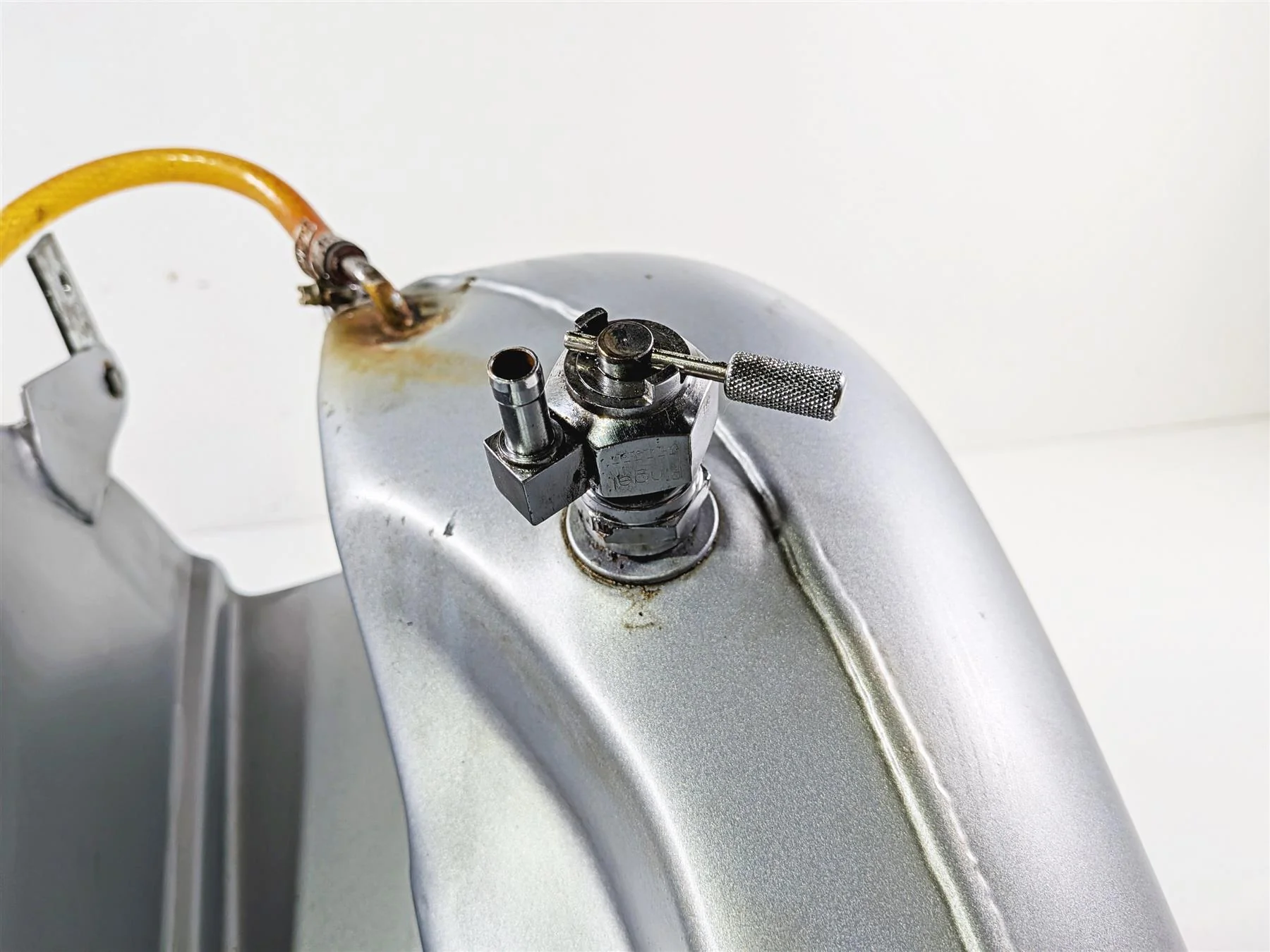 1990 Harley Touring FLHTC Electra Glide Fuel Gas Petrol Tank READ 61019-89B - Image 6