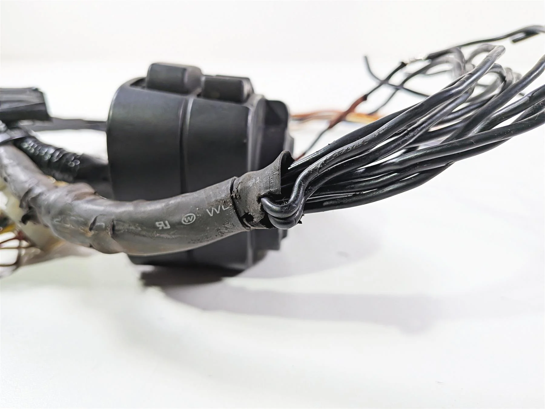 1990 Harley Touring FLHTC Electra Glide Left Hand Control Switch 71597-92 - Image 9