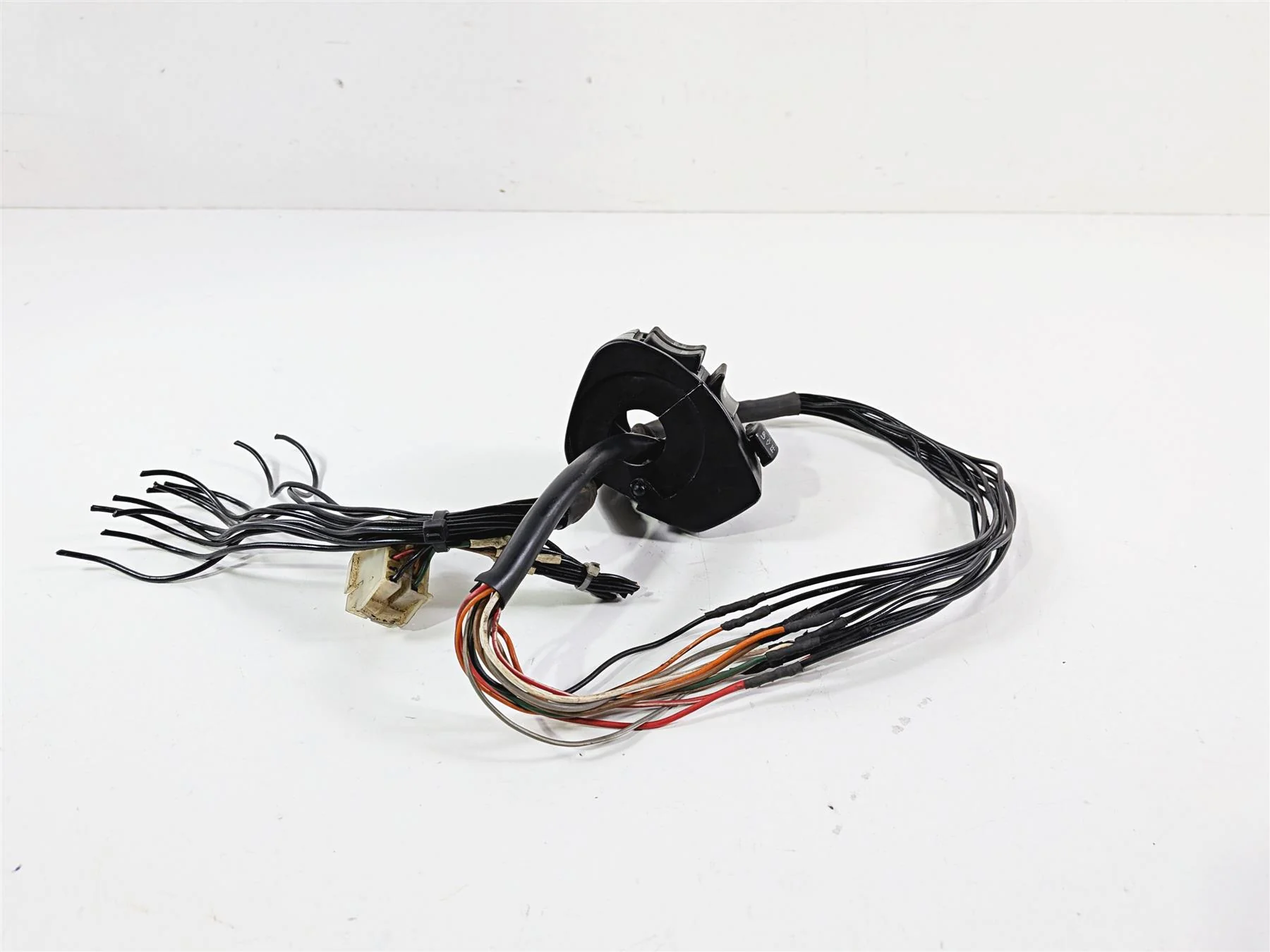 1990 Harley Touring FLHTC Electra Glide Right Hand Control Switch 71589-92 - Image 4