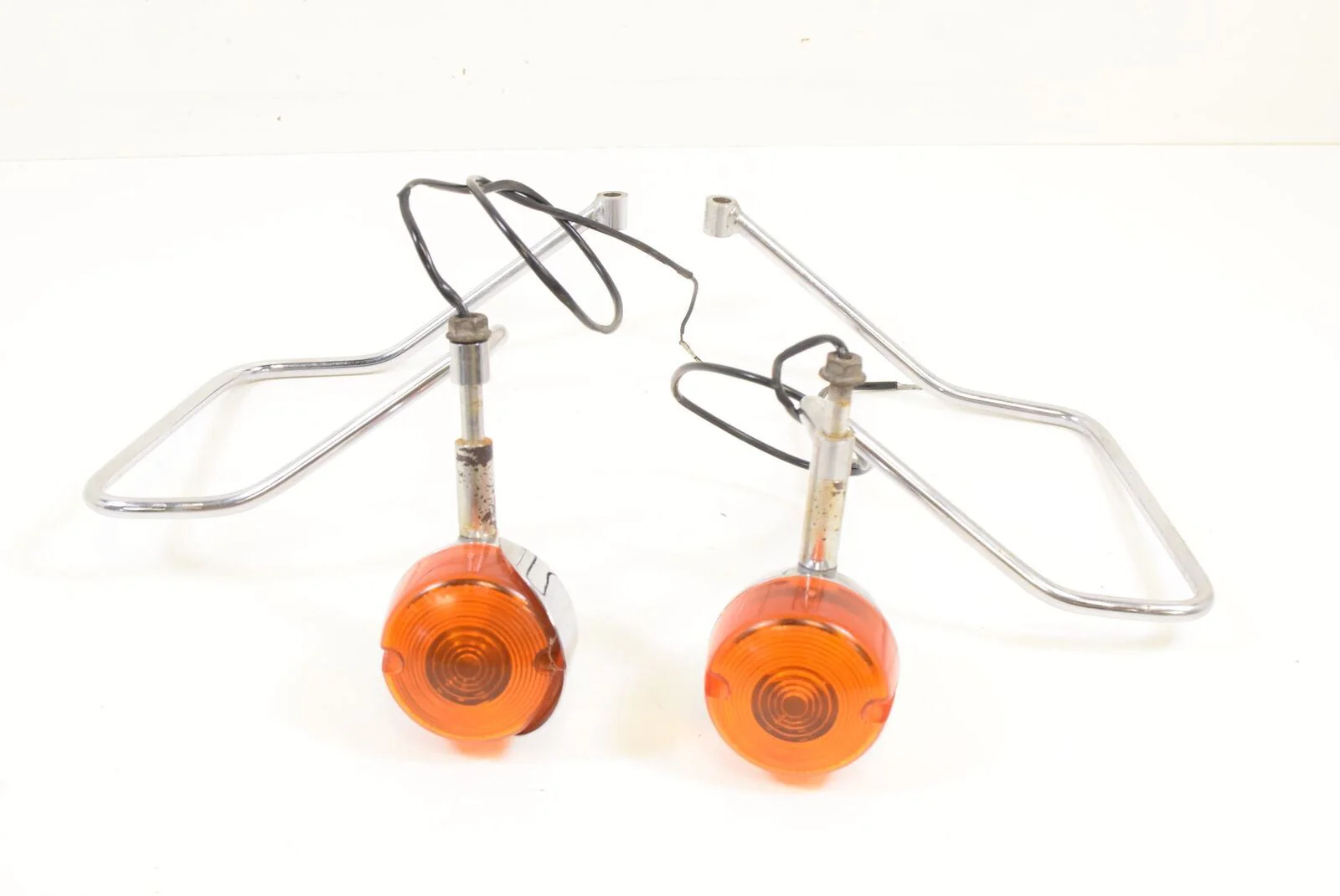 1992 Harley Dyna FXDC Super Glide Custom Rear Turn Signal Saddlebag Mount SET - Image 5