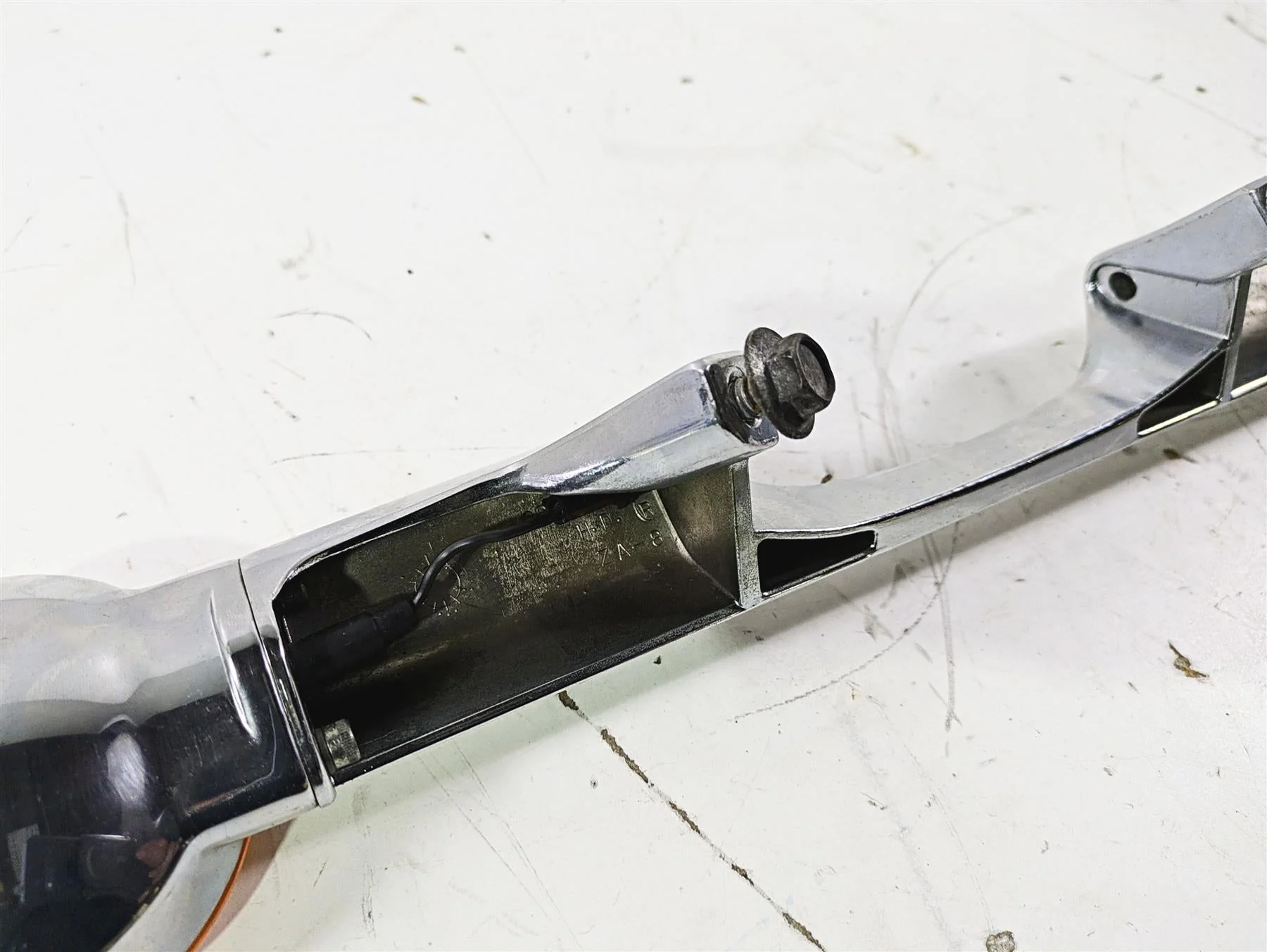 1992 Harley FLSTC Softail Heritage Rear Turn Signal Blinker Bar Set 68510-74C - Image 11