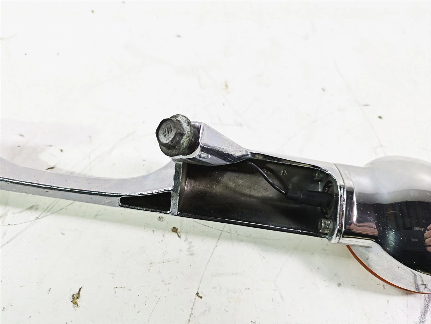 1992 Harley FLSTC Softail Heritage Rear Turn Signal Blinker Bar Set 68510-74C - Image 12