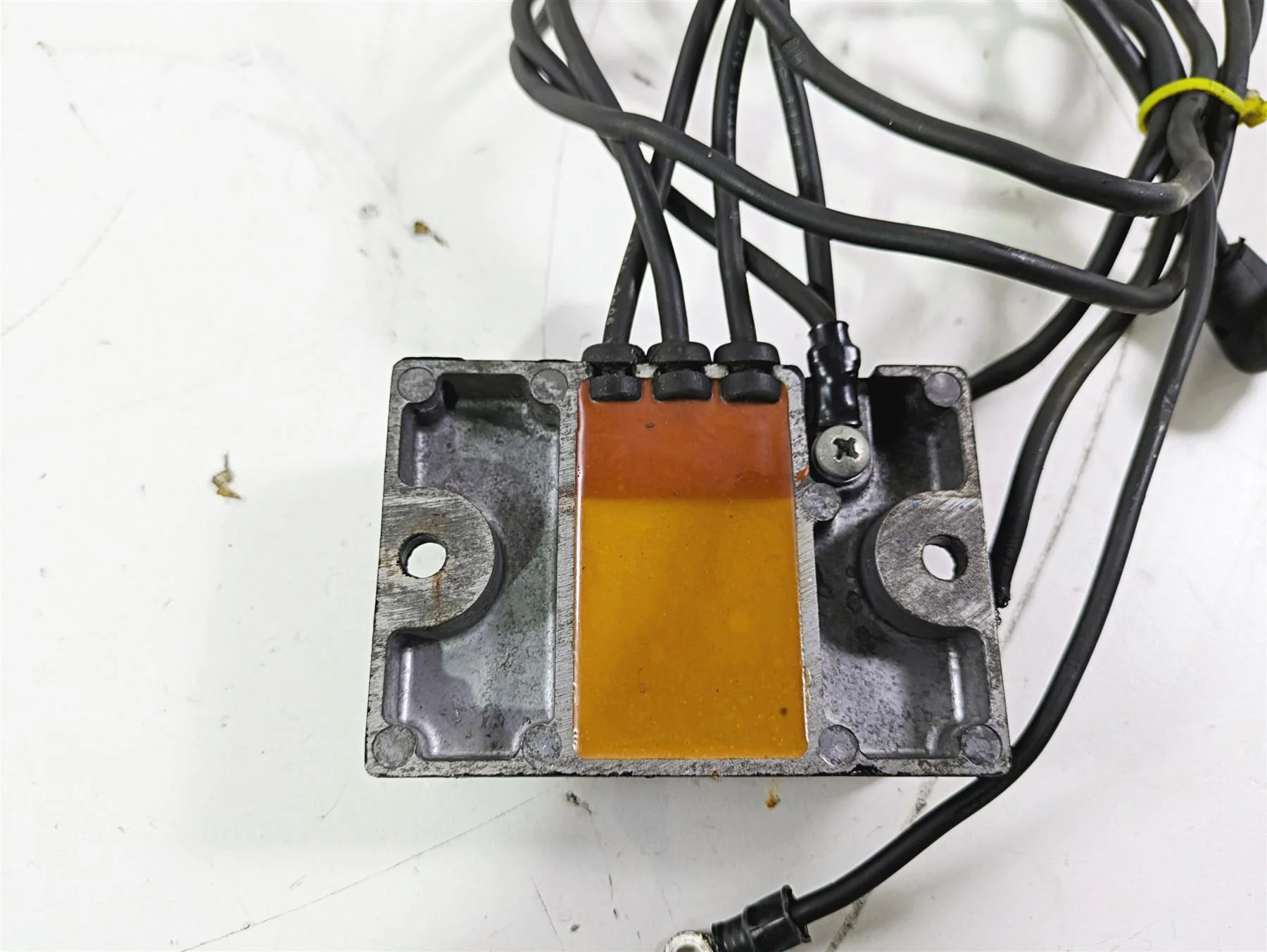 1992 Harley FLSTC Softail Heritage Rectifier Voltage Regulator - Read 74519-88B - Image 9
