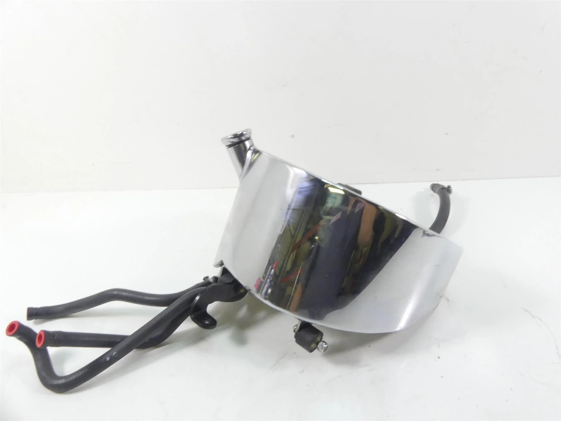 1993 Harley FXSTS Softail Springer Chrome Oil Tank Reservoir + Lines 62498-91 - Image 2