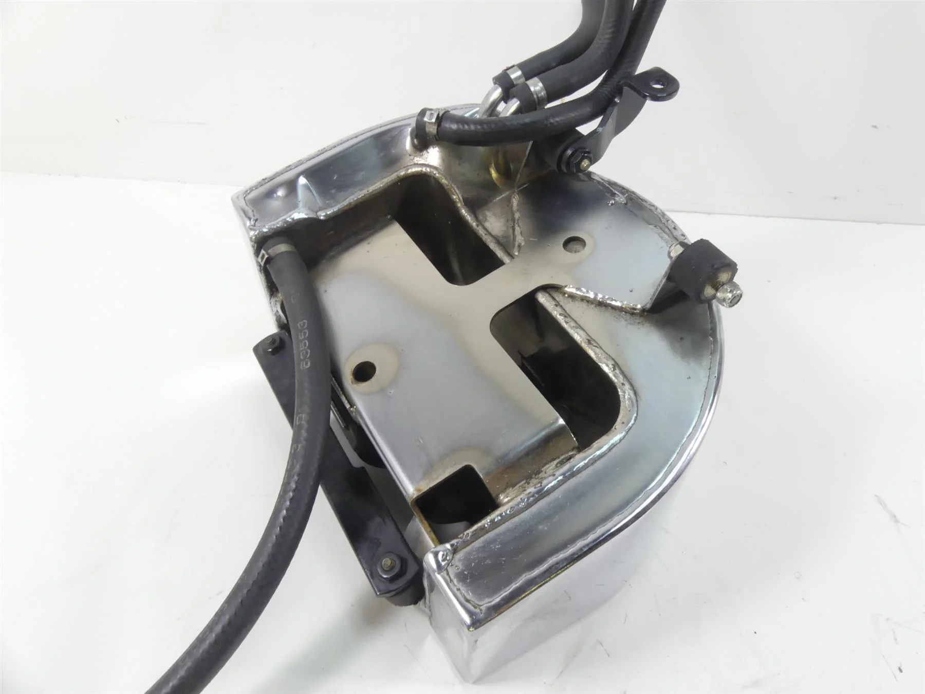 1993 Harley FXSTS Softail Springer Chrome Oil Tank Reservoir + Lines 62498-91 - Image 5