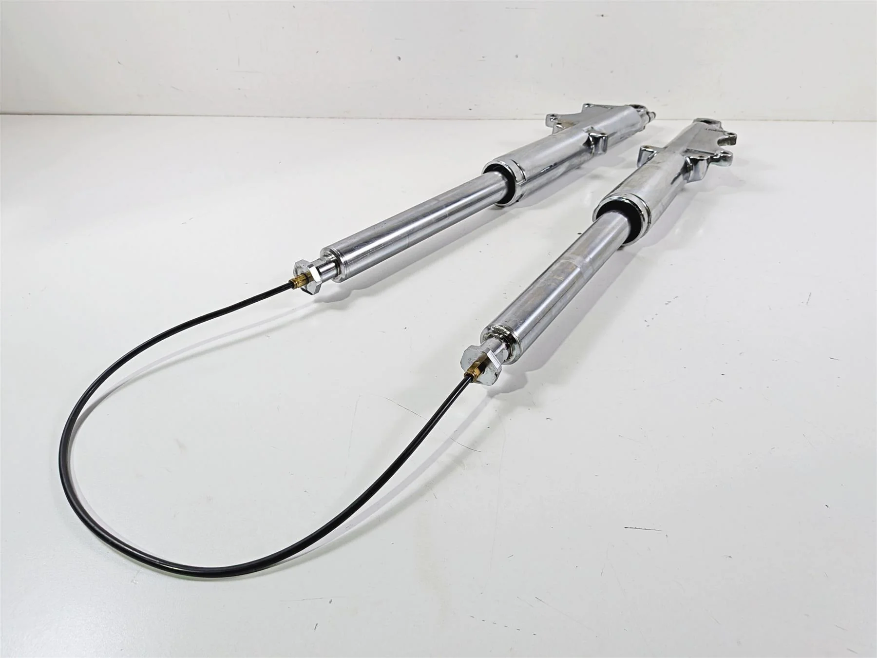 1993 Harley Touring FLHTCU Electra Glide Chrome Front Forks 41mm - Read 45860-84 - Image 4