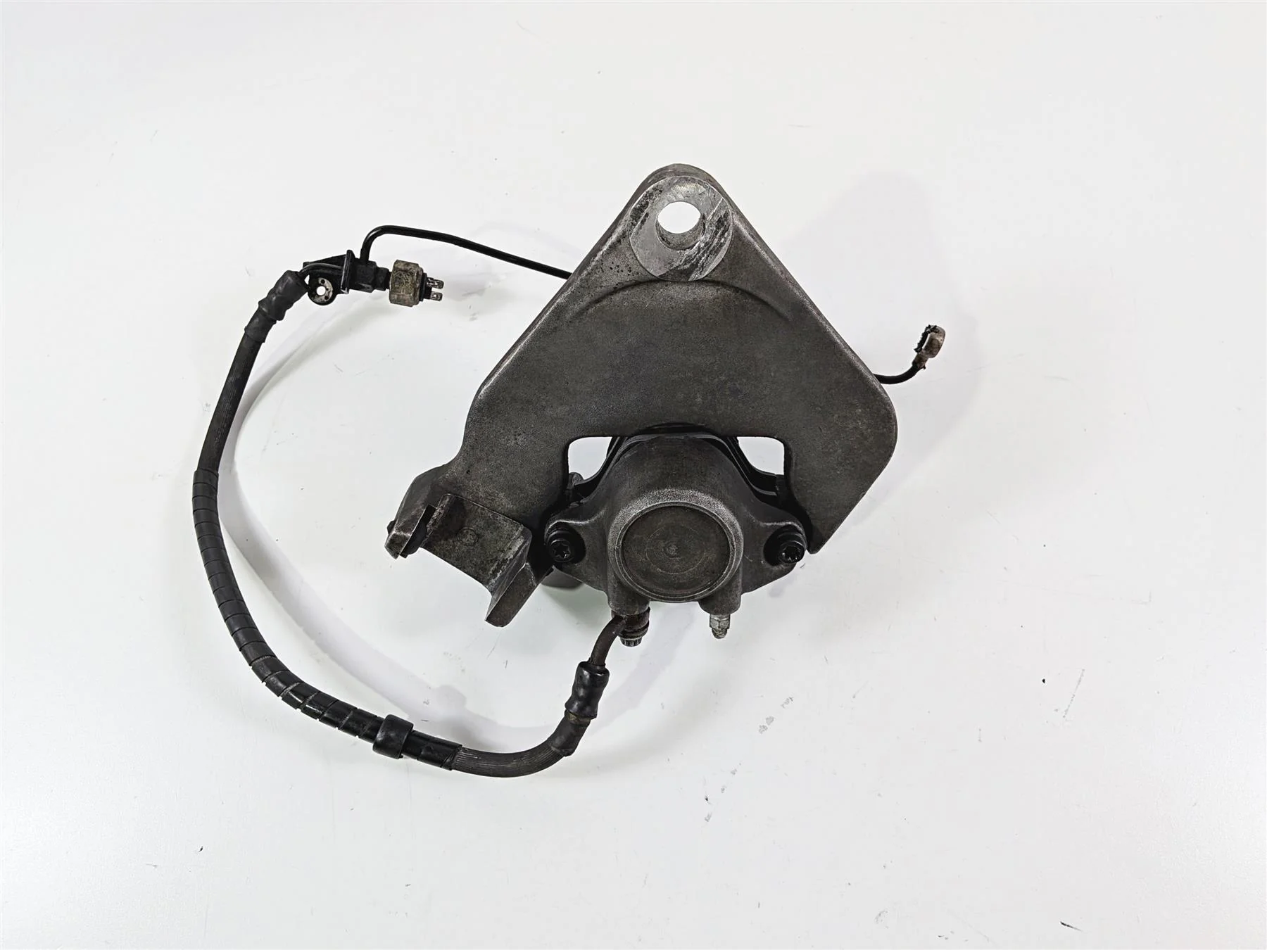 1993 Harley Touring FLHTCU Electra Glide Rear Brake Caliper & Bracket 44050-87