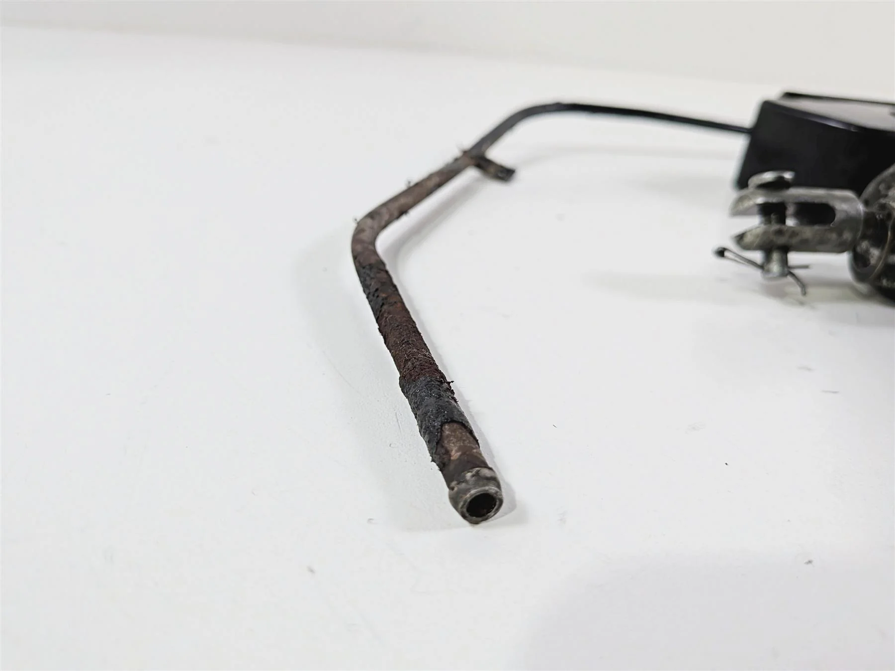 1993 Harley Touring FLHTCU Electra Glide Rear Brake Master Cylinder 41755-92A - Image 10