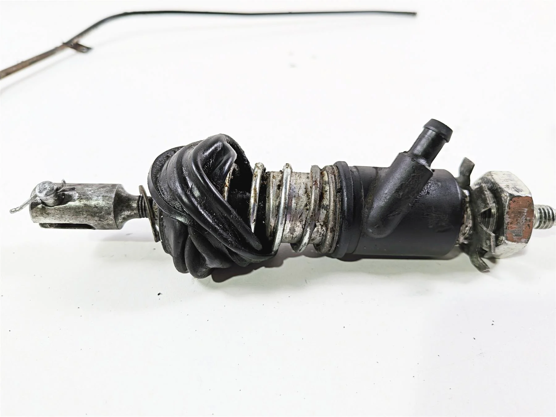 1993 Harley Touring FLHTCU Electra Glide Rear Brake Master Cylinder 41755-92A - Image 8
