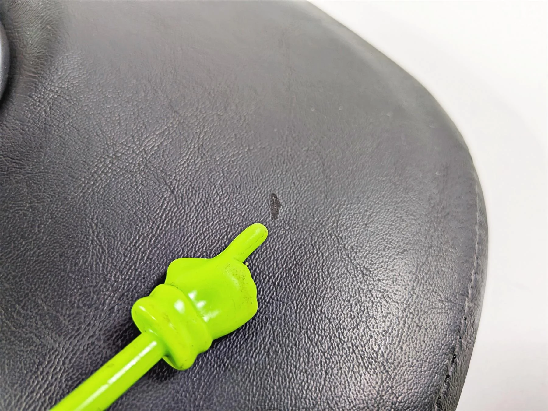 1993 Harley Touring FLHTCU Electra Glide Rear Passenger Sissy Bar Back Rest - Image 10