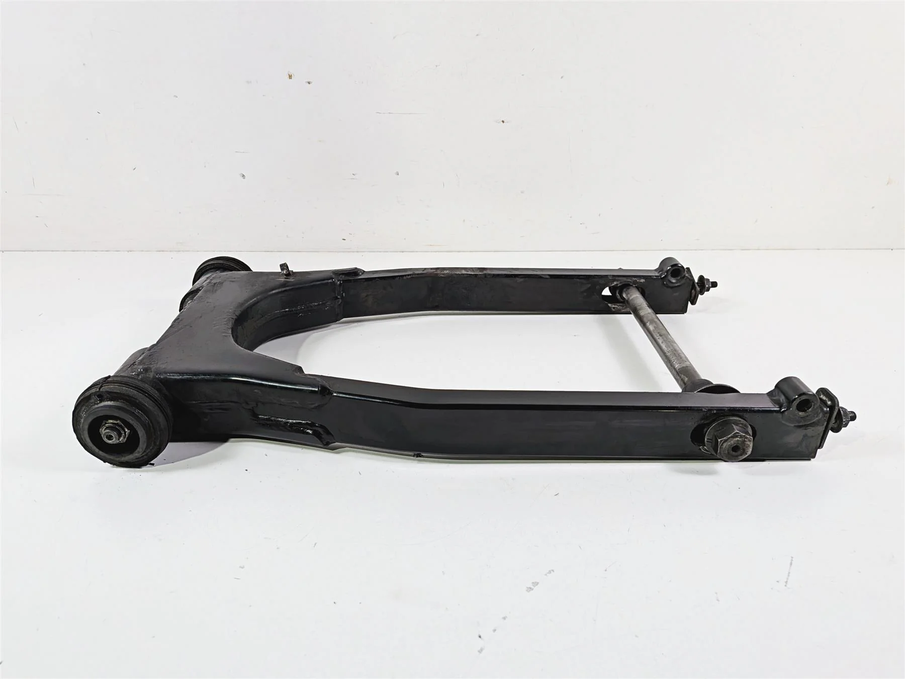 1993 Harley Touring FLHTCU Electra Glide Rear Swingarm & 3/4" Axle 47544-85B - Image 2