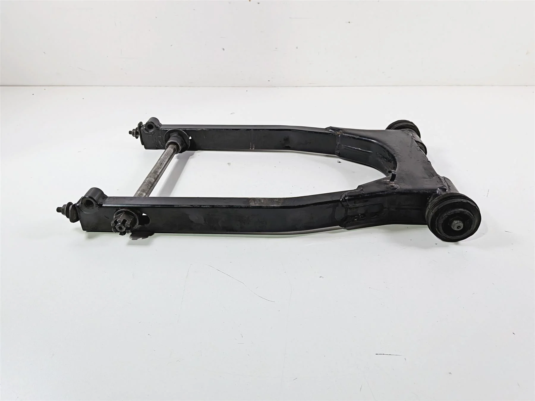 1993 Harley Touring FLHTCU Electra Glide Rear Swingarm & 3/4" Axle 47544-85B - Image 4