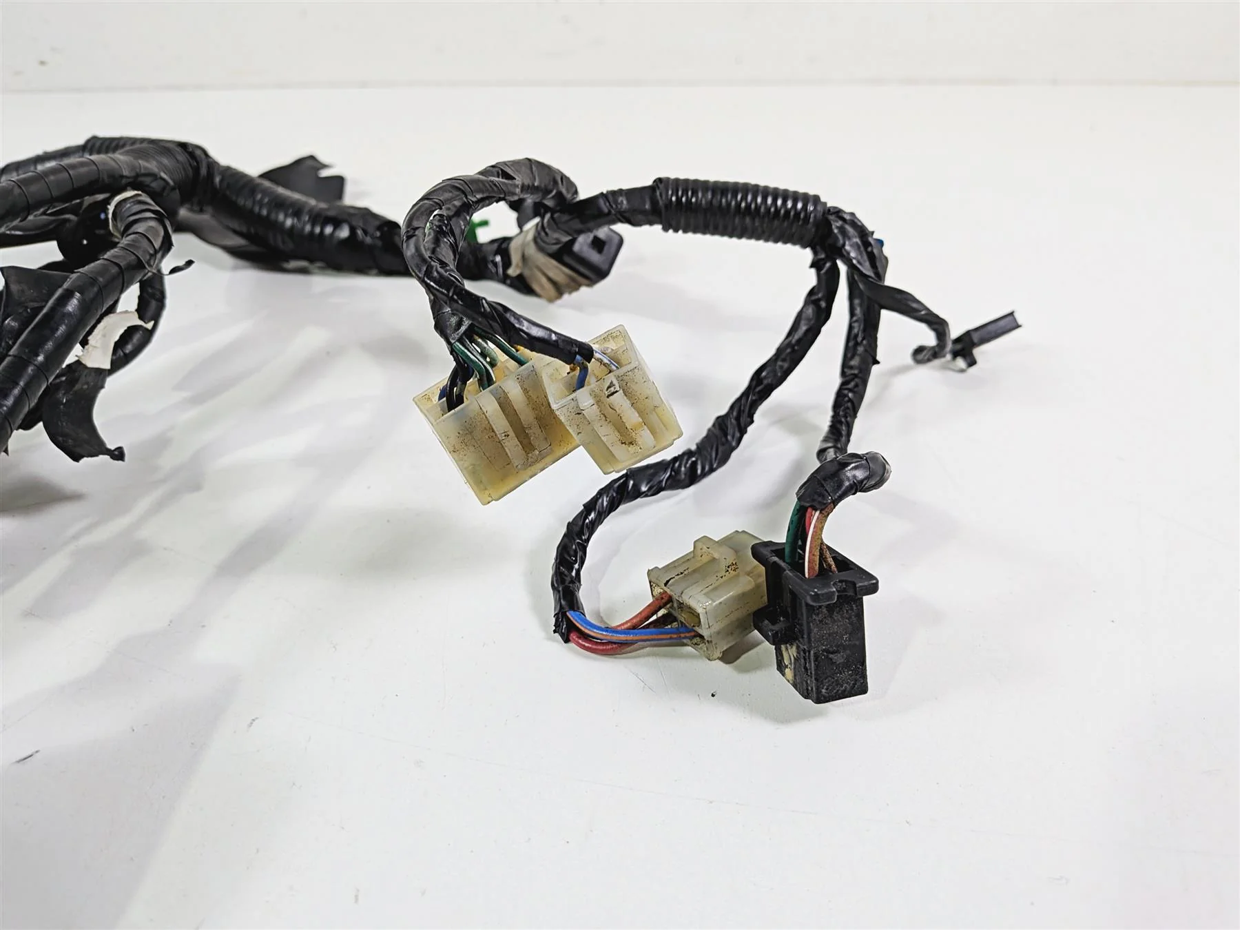1994 Honda VT600 CR Shadow Wiring Harness Loom 32100-MZ8-000 - Image 4