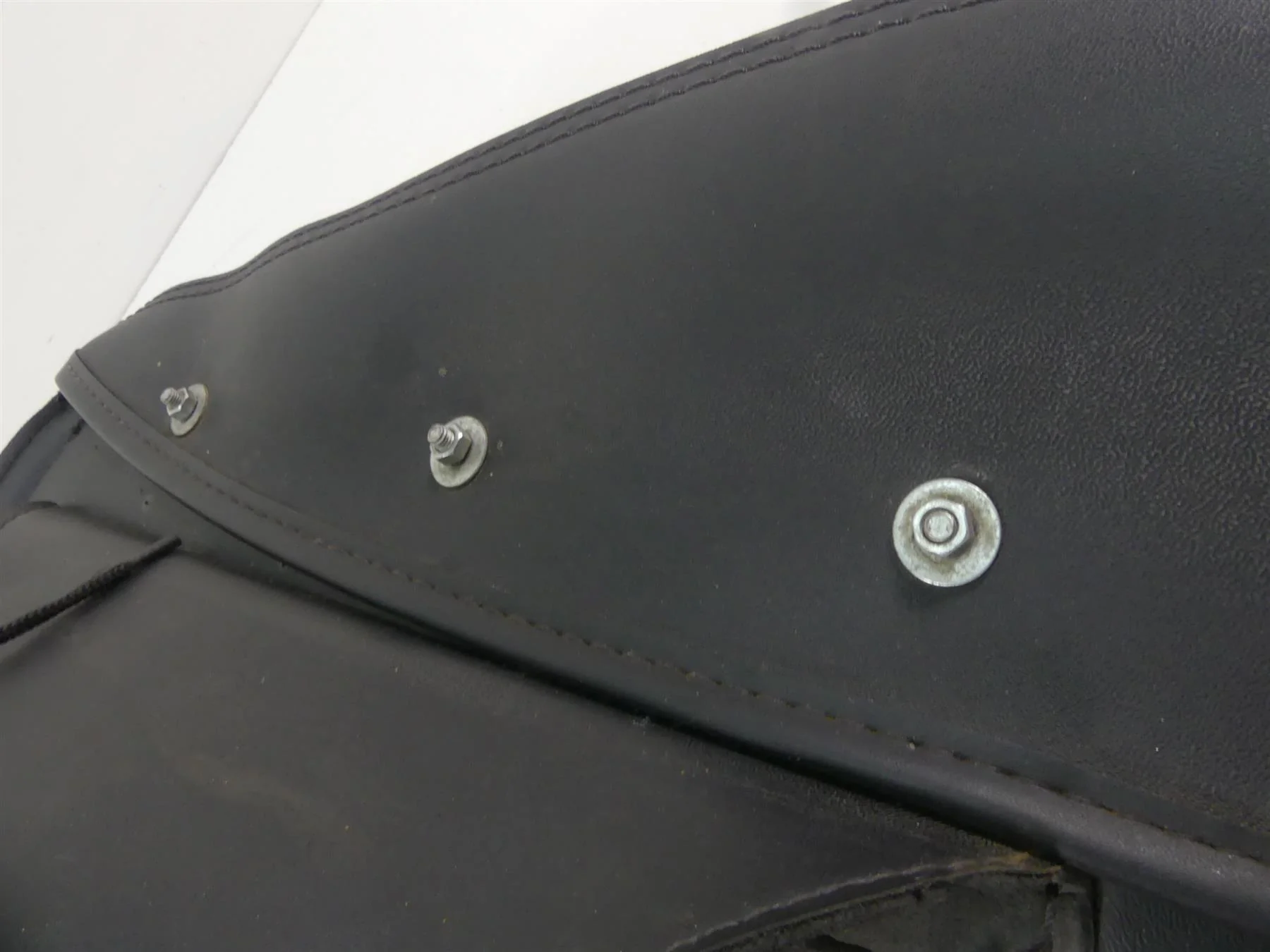 1995 Harley Dyna FXDL Low Rider Aftermarked Saddlebag Saddle Bag Set - Image 10