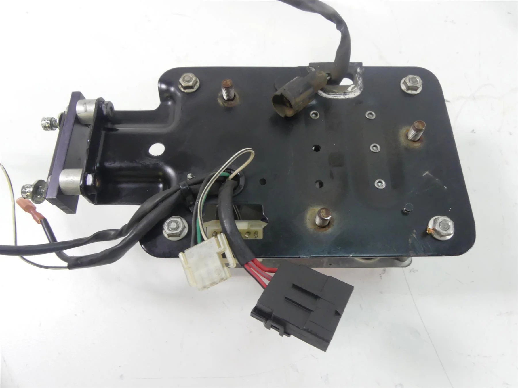 1995 Harley Dyna FXDL Low Rider Electrical Battery Chrome Cover Carrier 66347-91 - Image 4