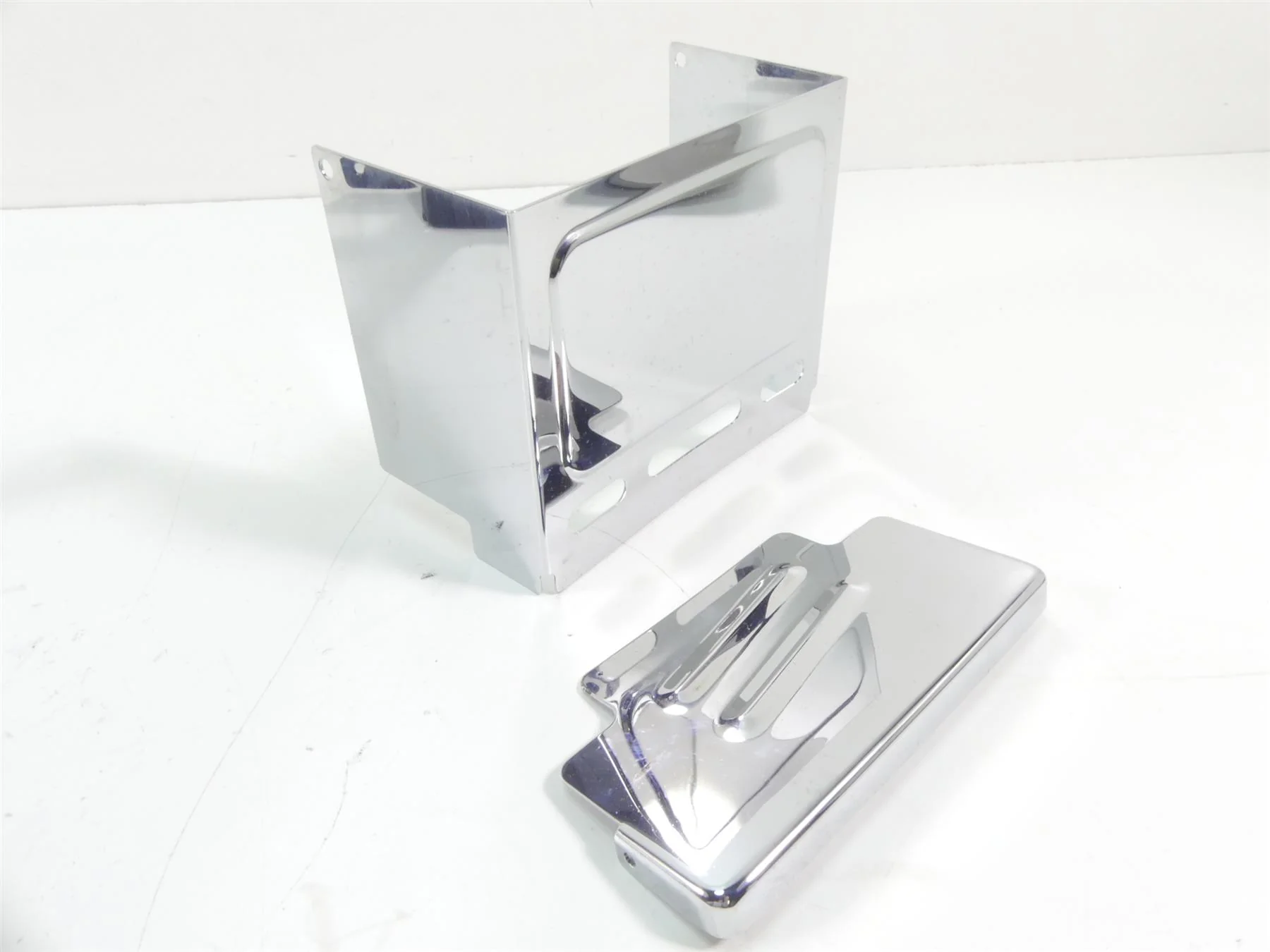 1995 Harley Dyna FXDL Low Rider Electrical Battery Chrome Cover Carrier 66347-91 - Image 8