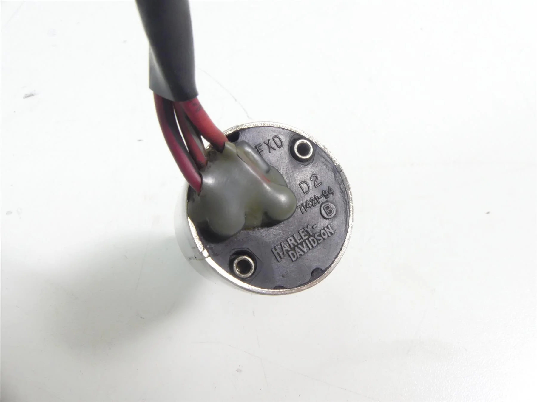 1995 Harley Dyna FXDL Low Rider Ignition Switch Steering Lock Key Set 71421-94 - Image 5