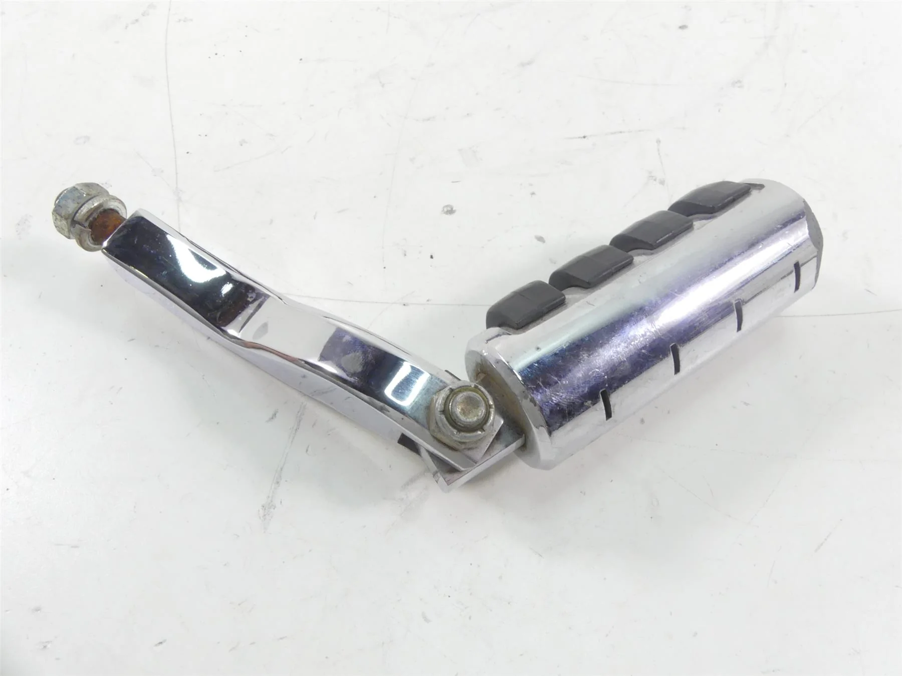 1995 Harley Dyna FXDL Low Rider Rear Passenger Footpeg Set 52740-94 52742-94 - Image 7