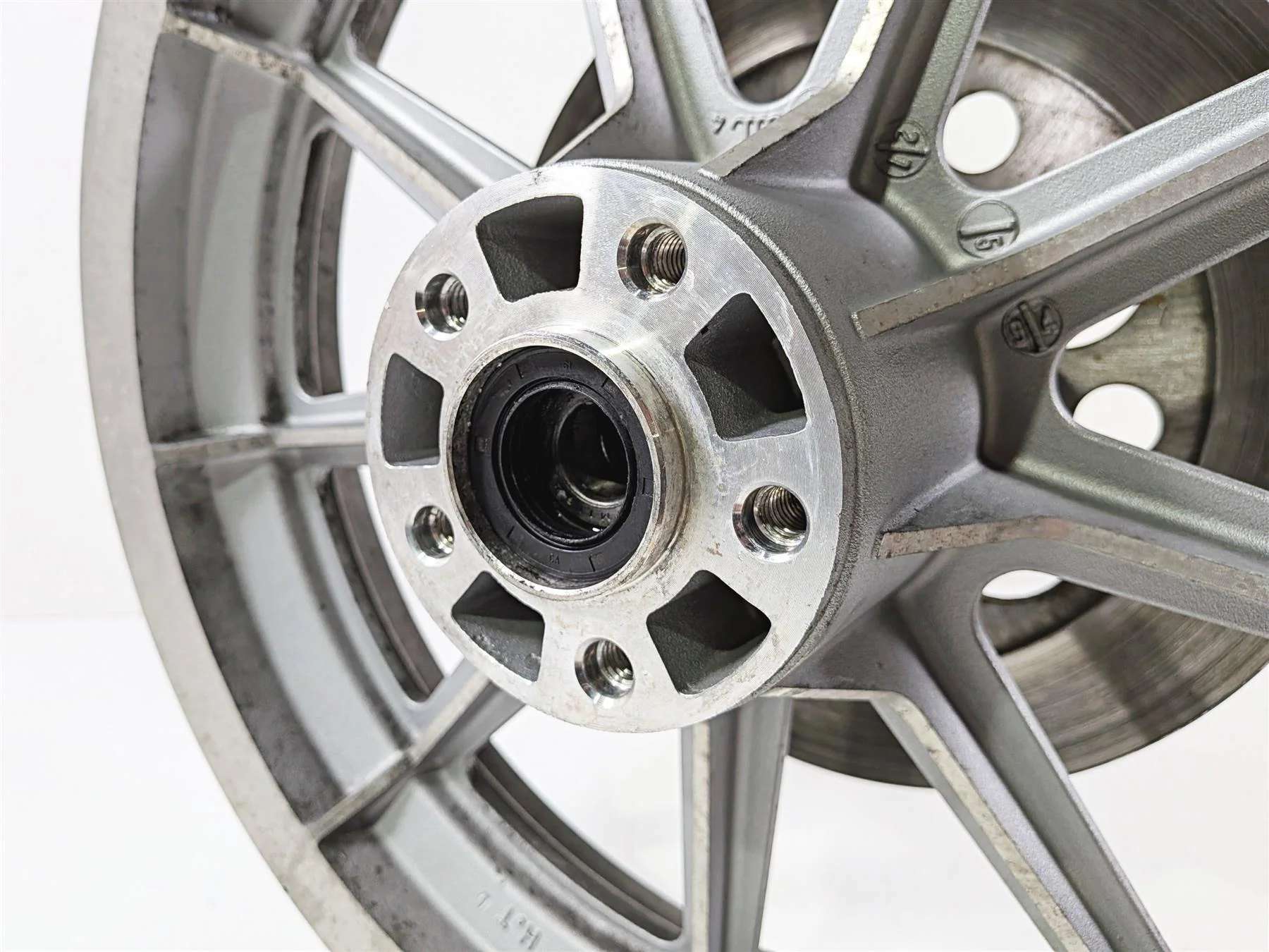 1995 Harley XL883 Sportster Hugger 9 Spoke Rear Wheel Rim 16x3 41015-86 - Image 4