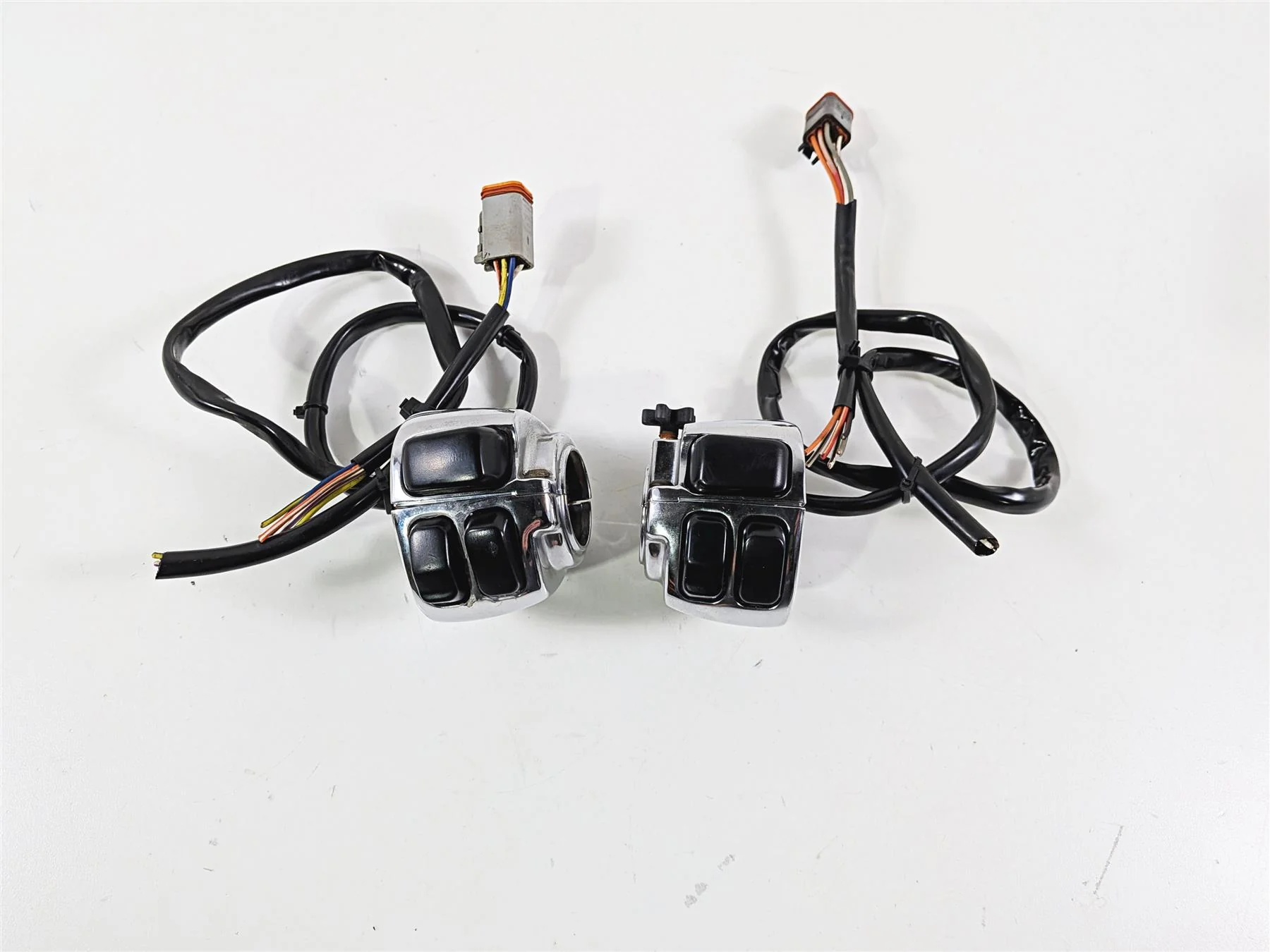 1996 Harley FLSTC Softail Heritage Left Right Hand Control Switch READ 71682-06A