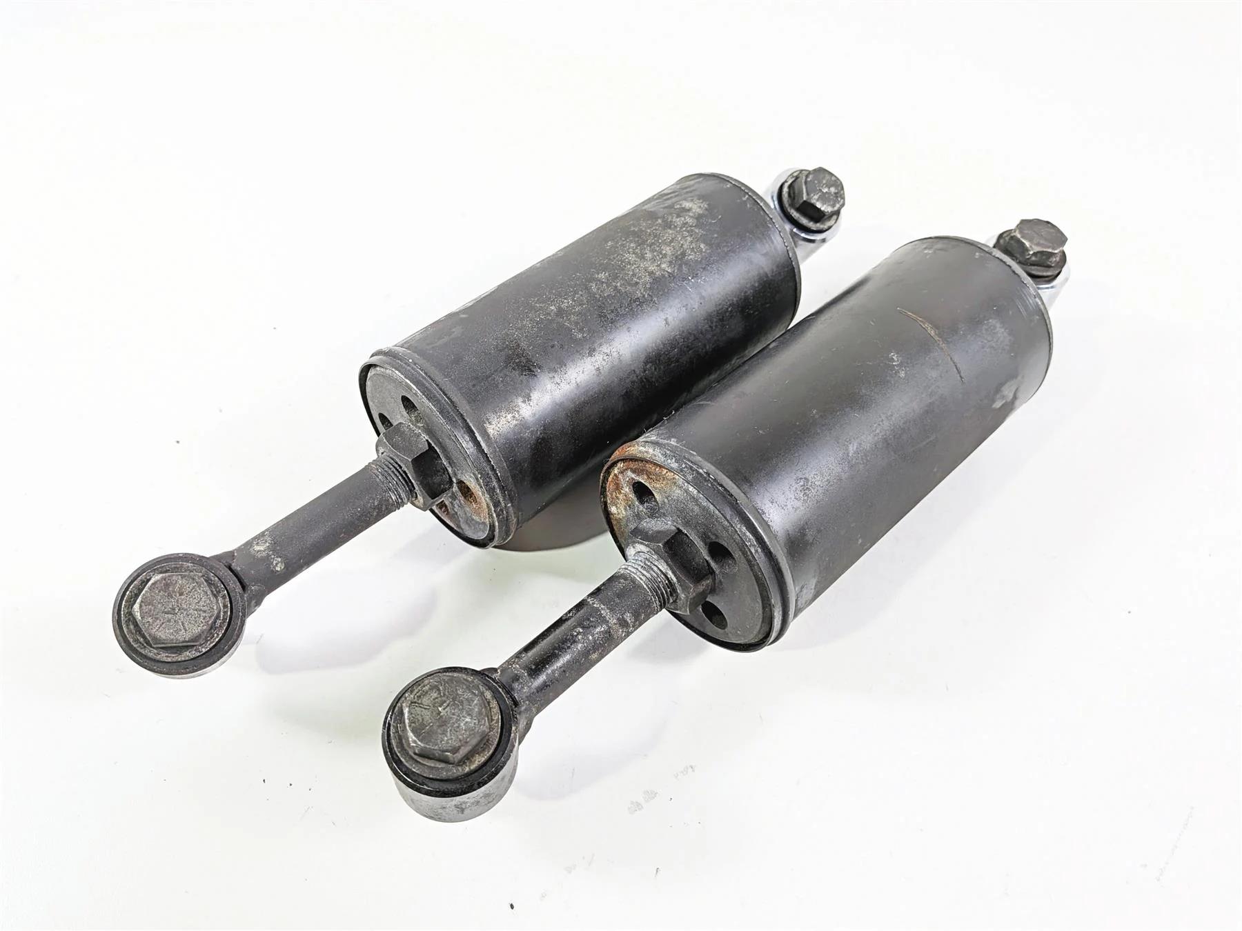 1996 Harley FLSTC Softail Heritage Rear Showa Damper Shock Set 54508-89A