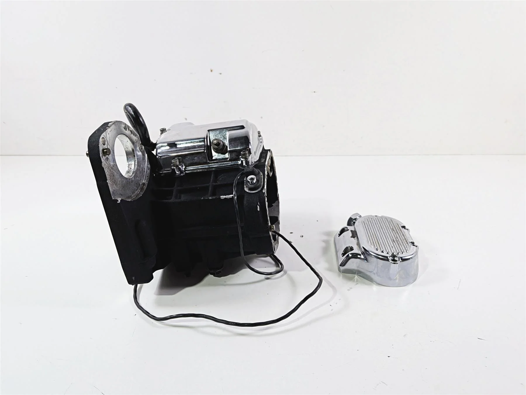 1996 Harley FLSTC Softail Heritage Transmission Gear Housing Cover Set 34732-96 - Image 4