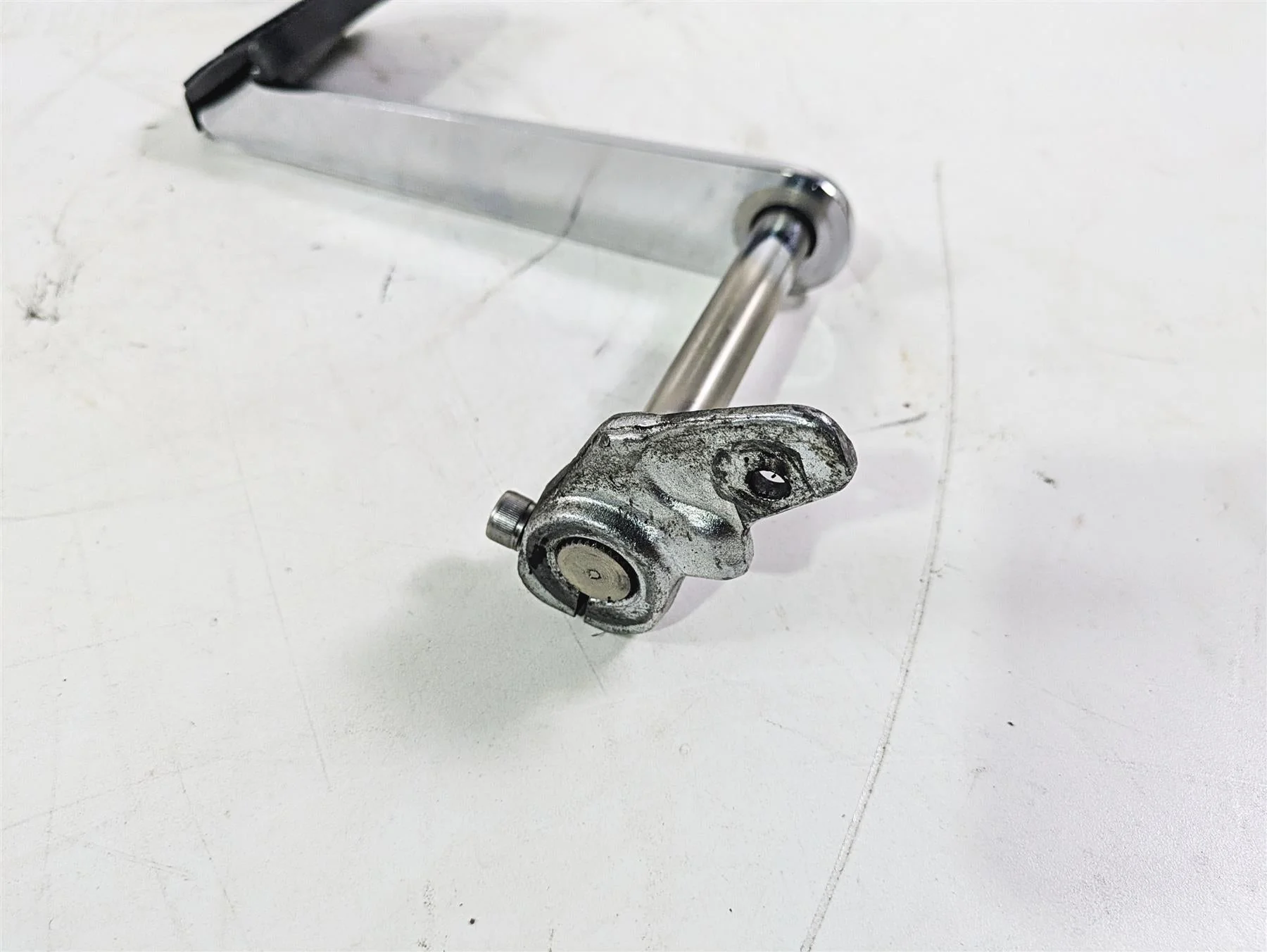 1996 Harley Touring FLHTCUI Electra Glide Brake Lever Pedal 33882-83B - Image 7