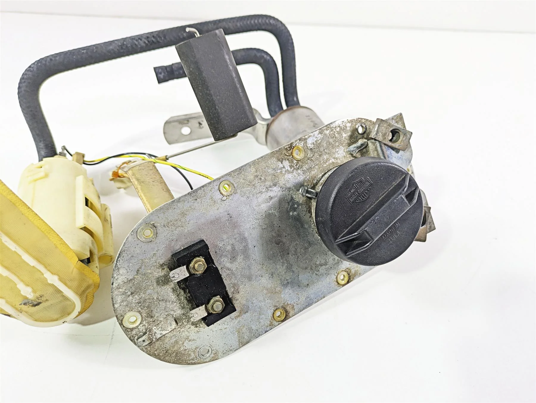 1996 Harley Touring FLHTCUI Electra Glide Fuel Gas Petrol Pump Set 75069-95 - Image 10