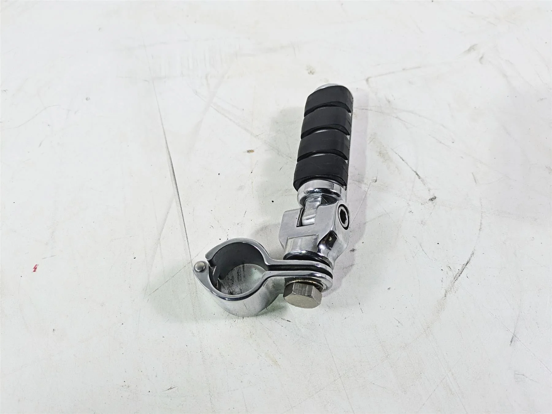 1996 Harley Touring FLHTCUI Electra Glide Highway Foot Peg + Mount - Image 3