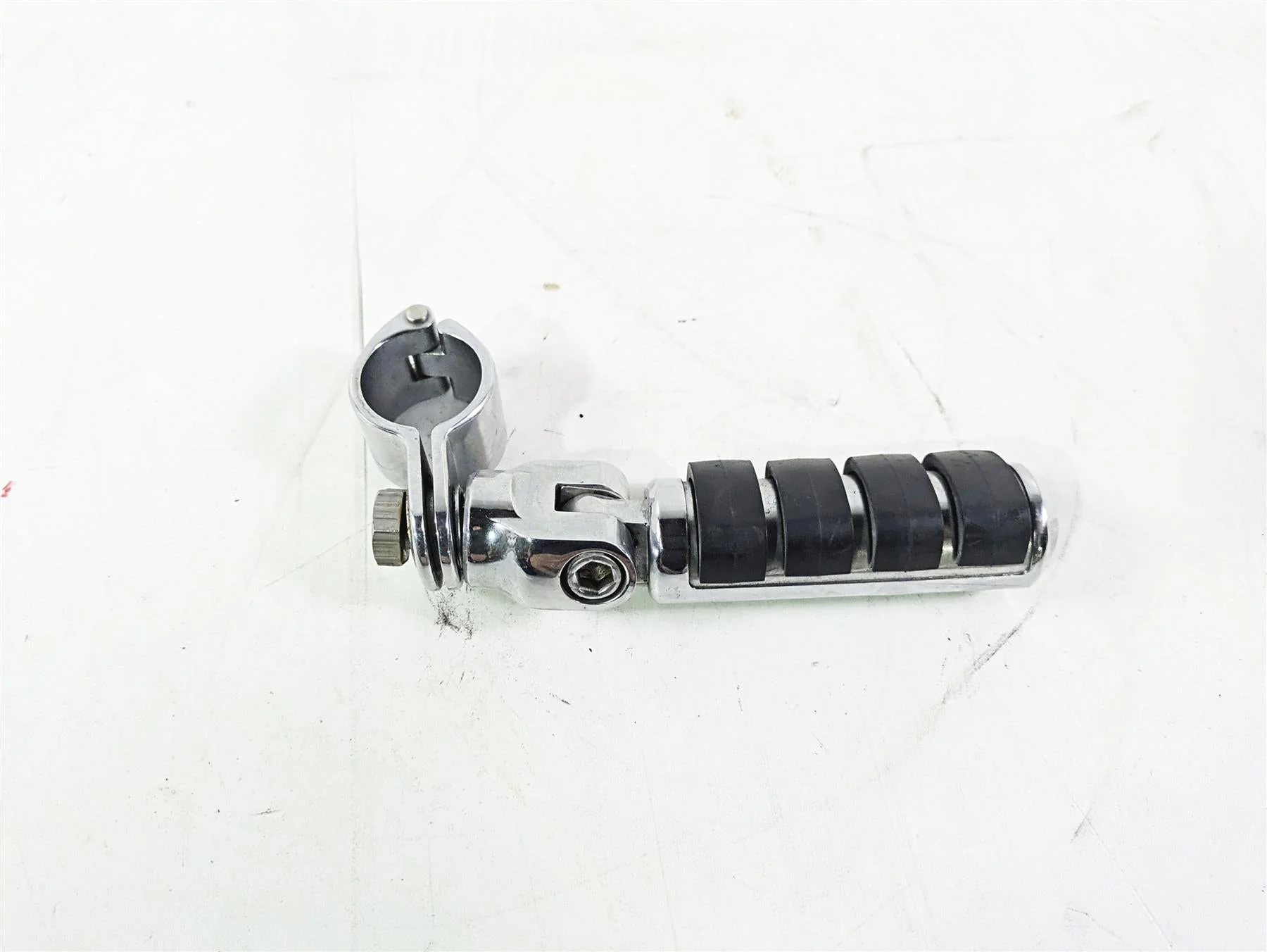 1996 Harley Touring FLHTCUI Electra Glide Highway Foot Peg + Mount - Image 4