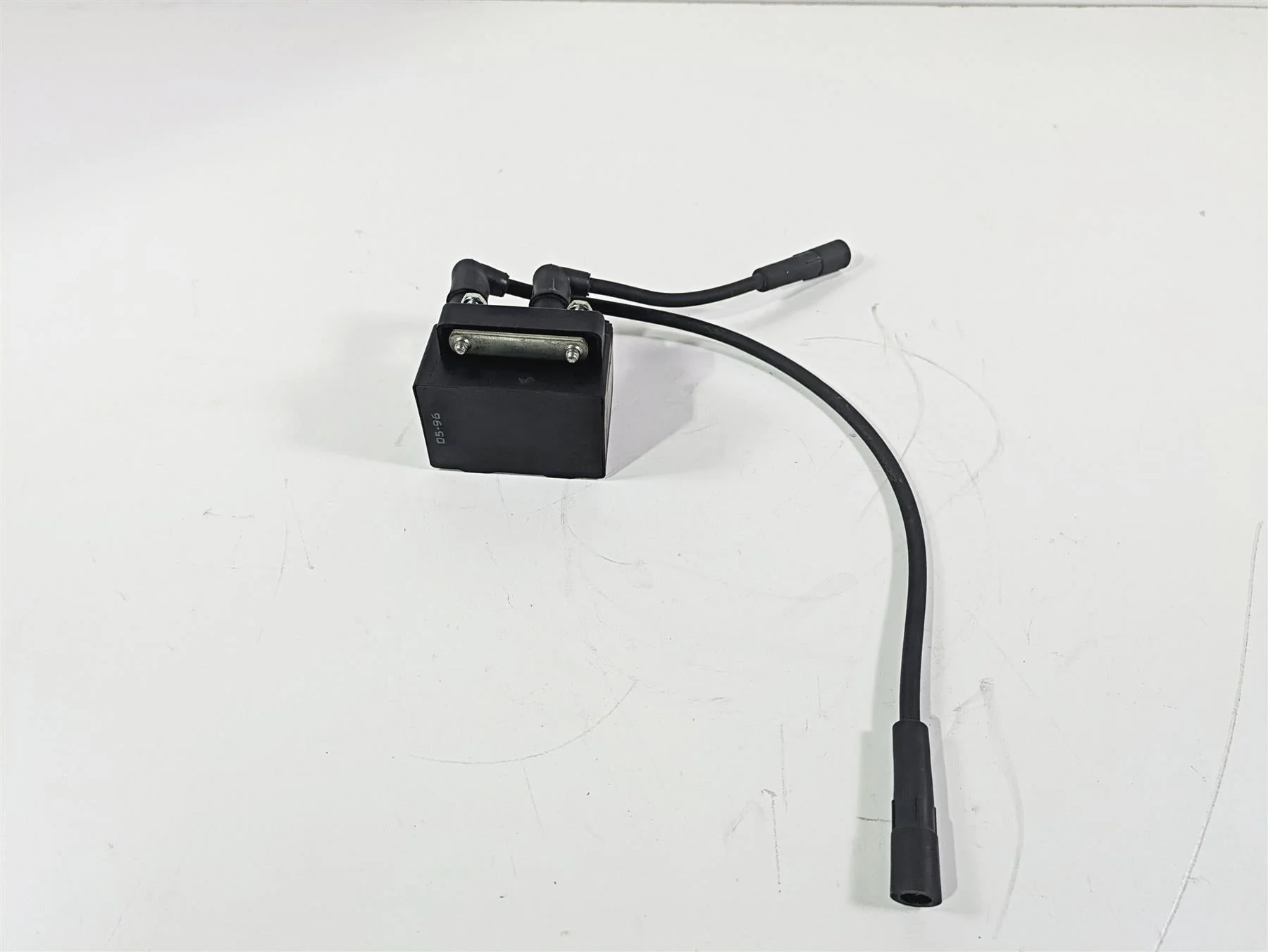 1996 Harley Touring FLHTCUI Electra Glide Ignition Coil Wire Plug Set 31639-95 - Image 3