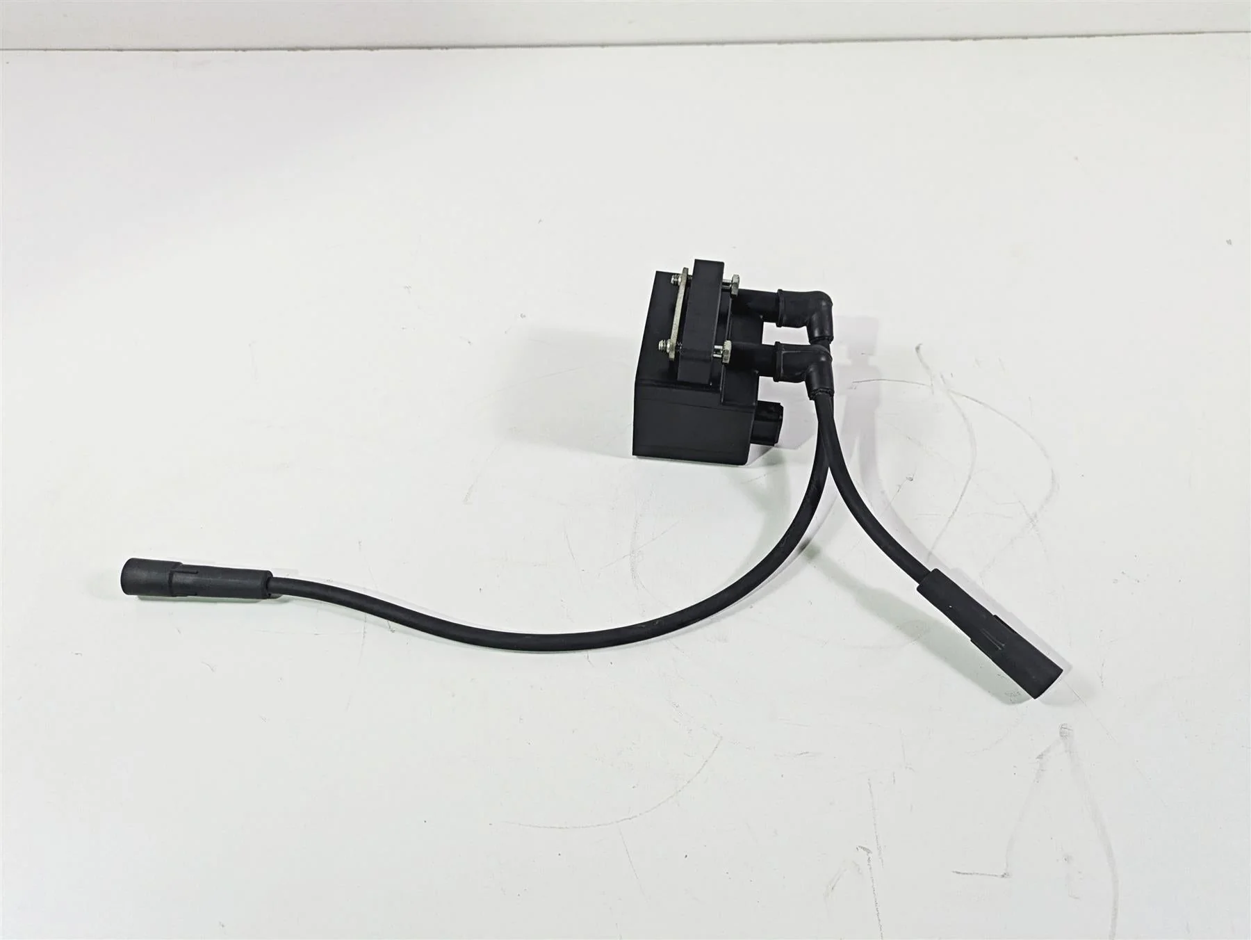 1996 Harley Touring FLHTCUI Electra Glide Ignition Coil Wire Plug Set 31639-95 - Image 4