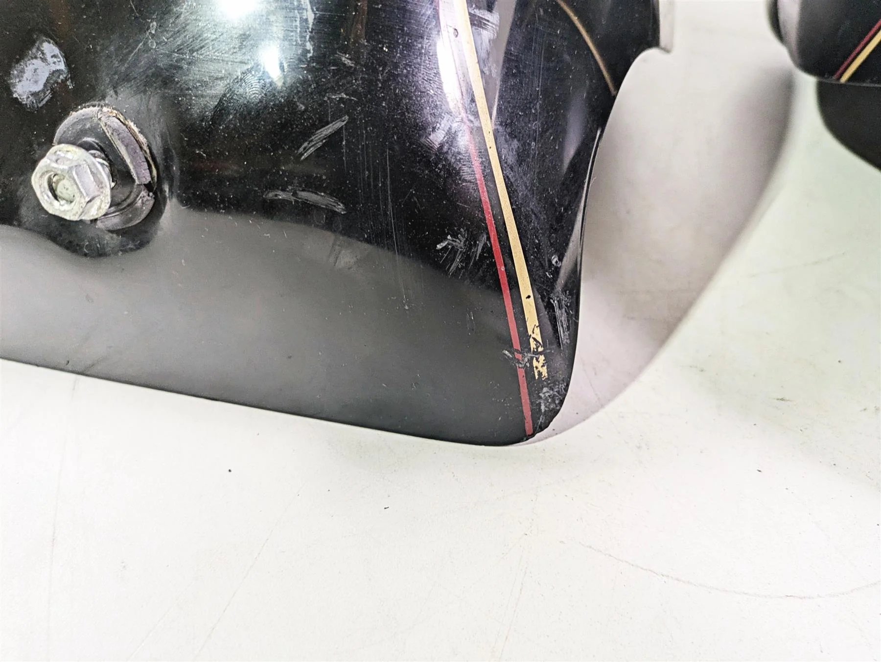 1996 Harley Touring FLHTCUI Electra Glide Lower Leg Fairing Cover Set 58491-88 - Image 5