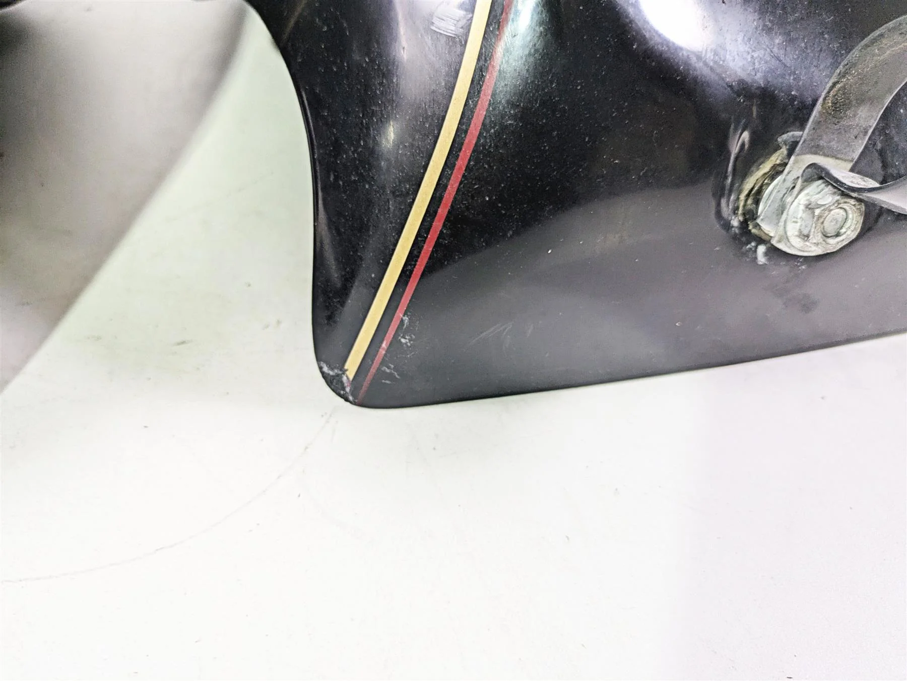 1996 Harley Touring FLHTCUI Electra Glide Lower Leg Fairing Cover Set 58491-88 - Image 6