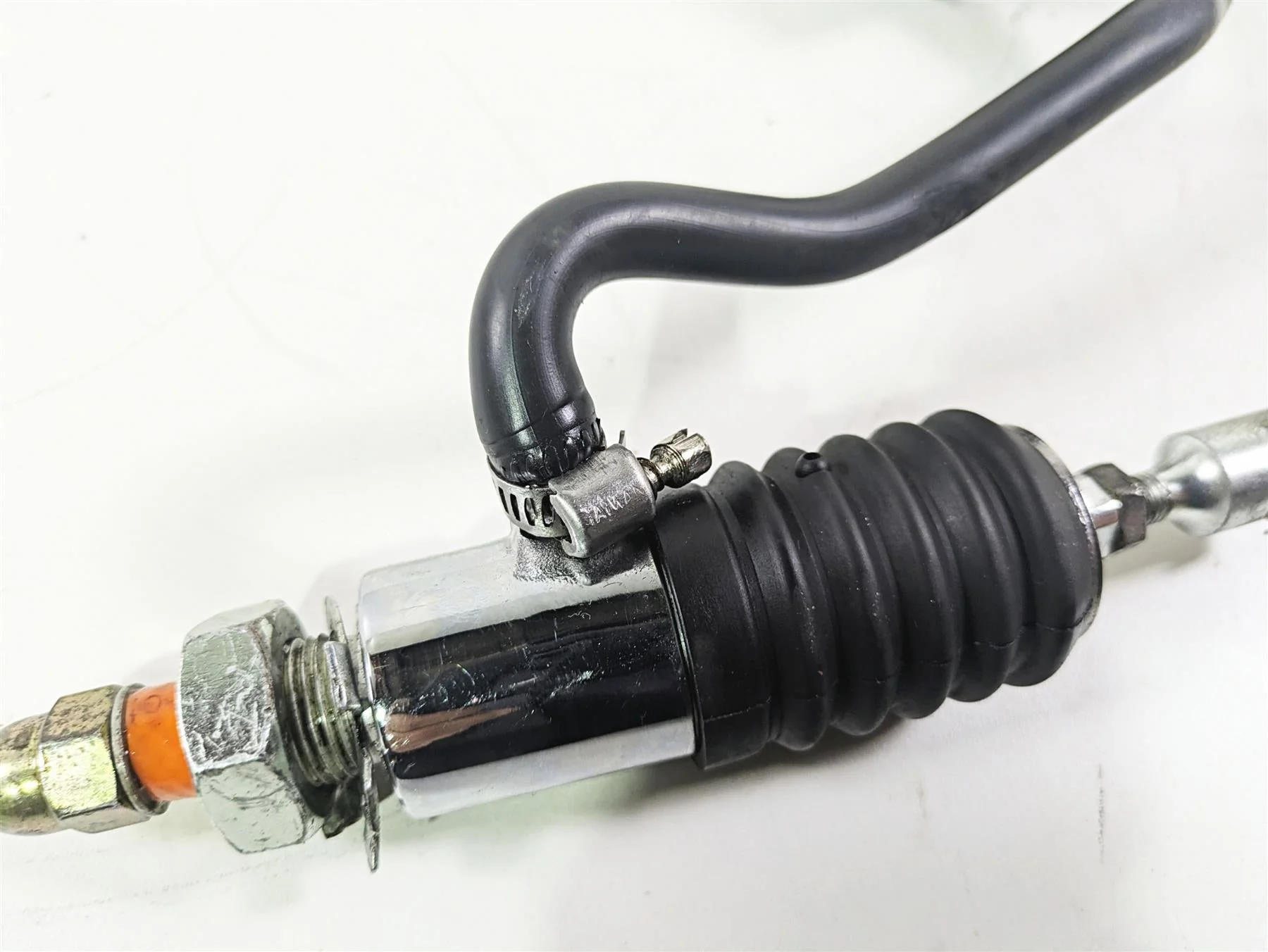 1996 Harley Touring FLHTCUI Electra Glide Rear Brake Master Cylinder 41755-95A - Image 9