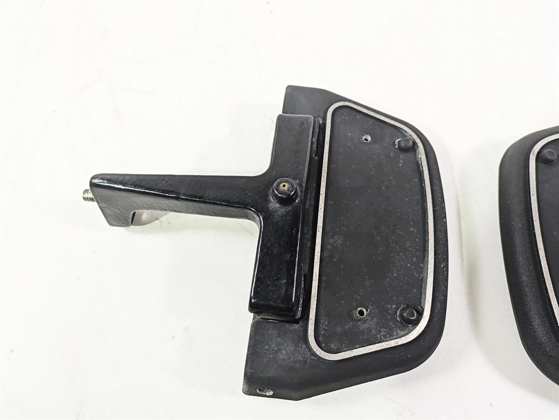 1996 Harley Touring FLHTCUI Electra Glide Rear Passenger Floor Boards 52719-93B - Image 7