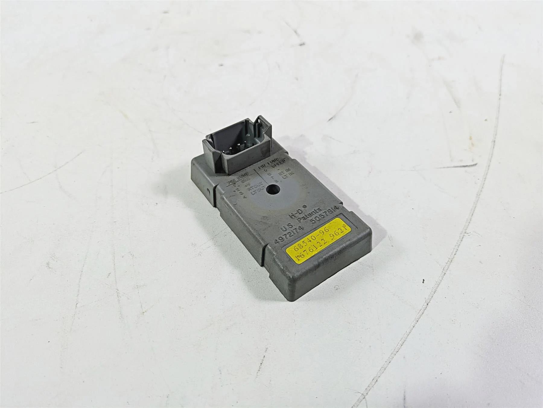 1996 Harley Touring FLHTCUI Electra Glide Tsm Turn Signal Flash Module 68540-96 - Image 10