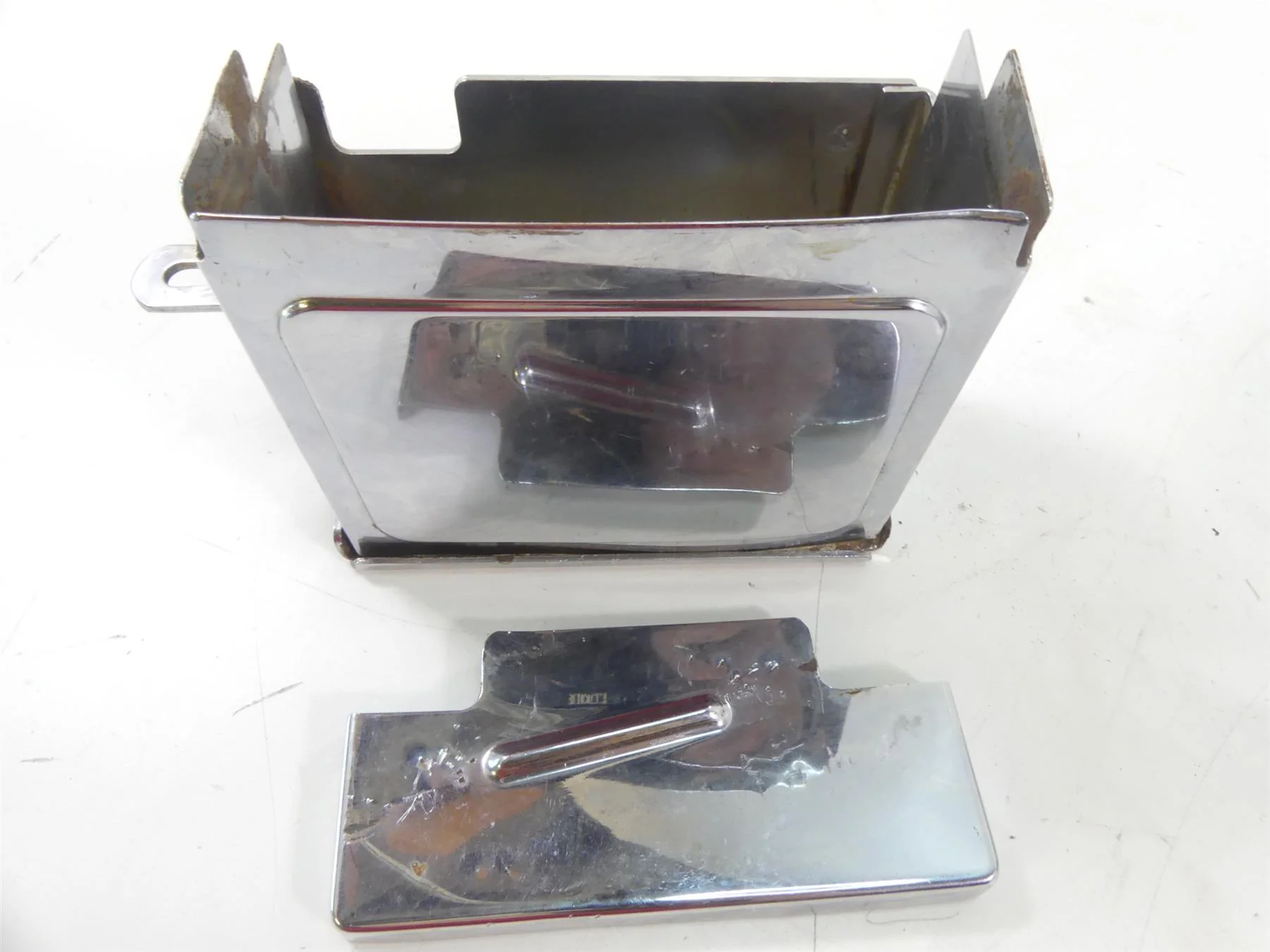 1997 Harley Dyna FXDS Super Glide Conv Electrical Box & Battery Carrier 66375-97 - Image 4