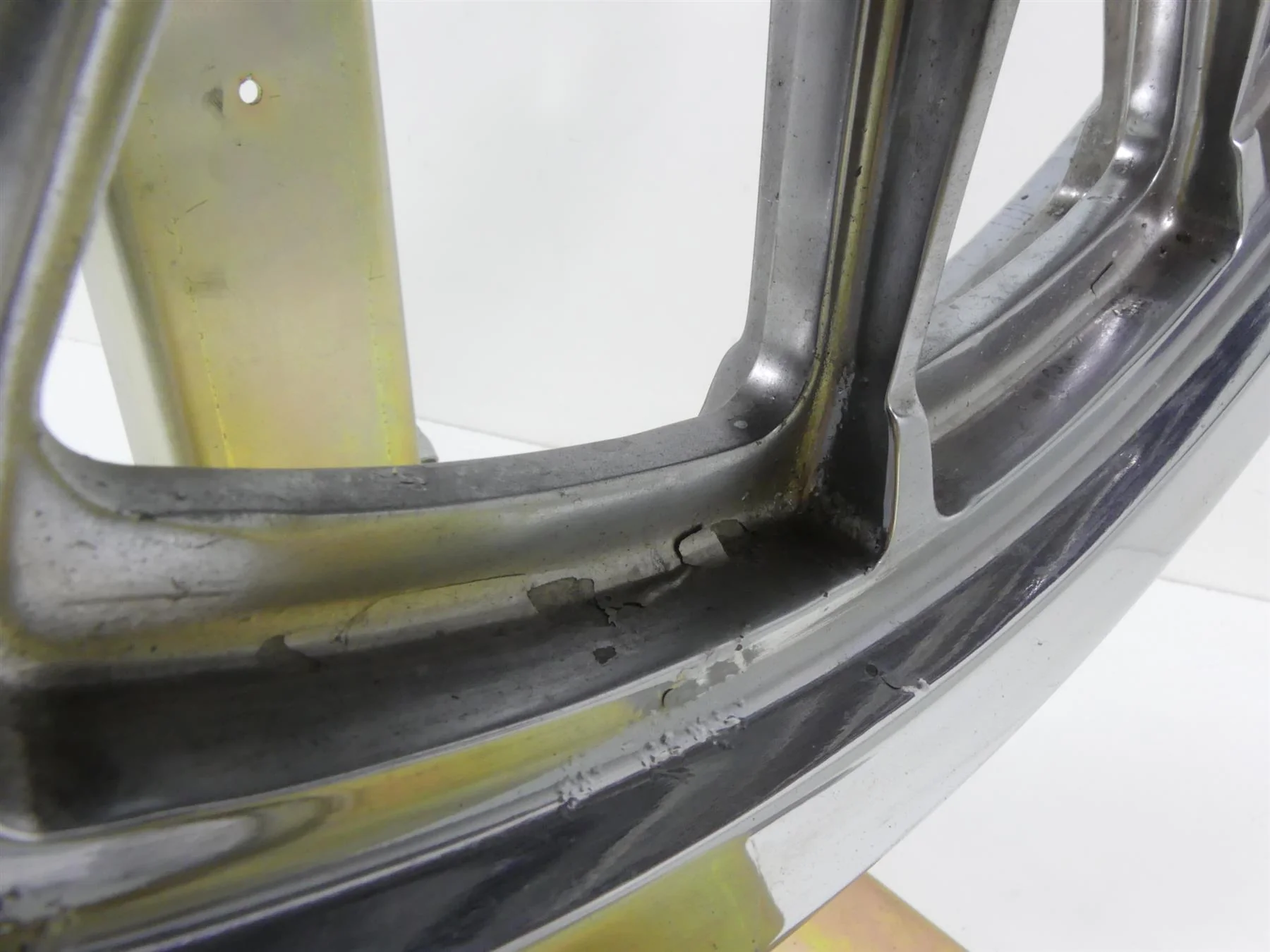 1997 Harley Dyna FXDS Super Glide Conv Straight Front Wheel 19x2 1/8 43499-96 - Image 8